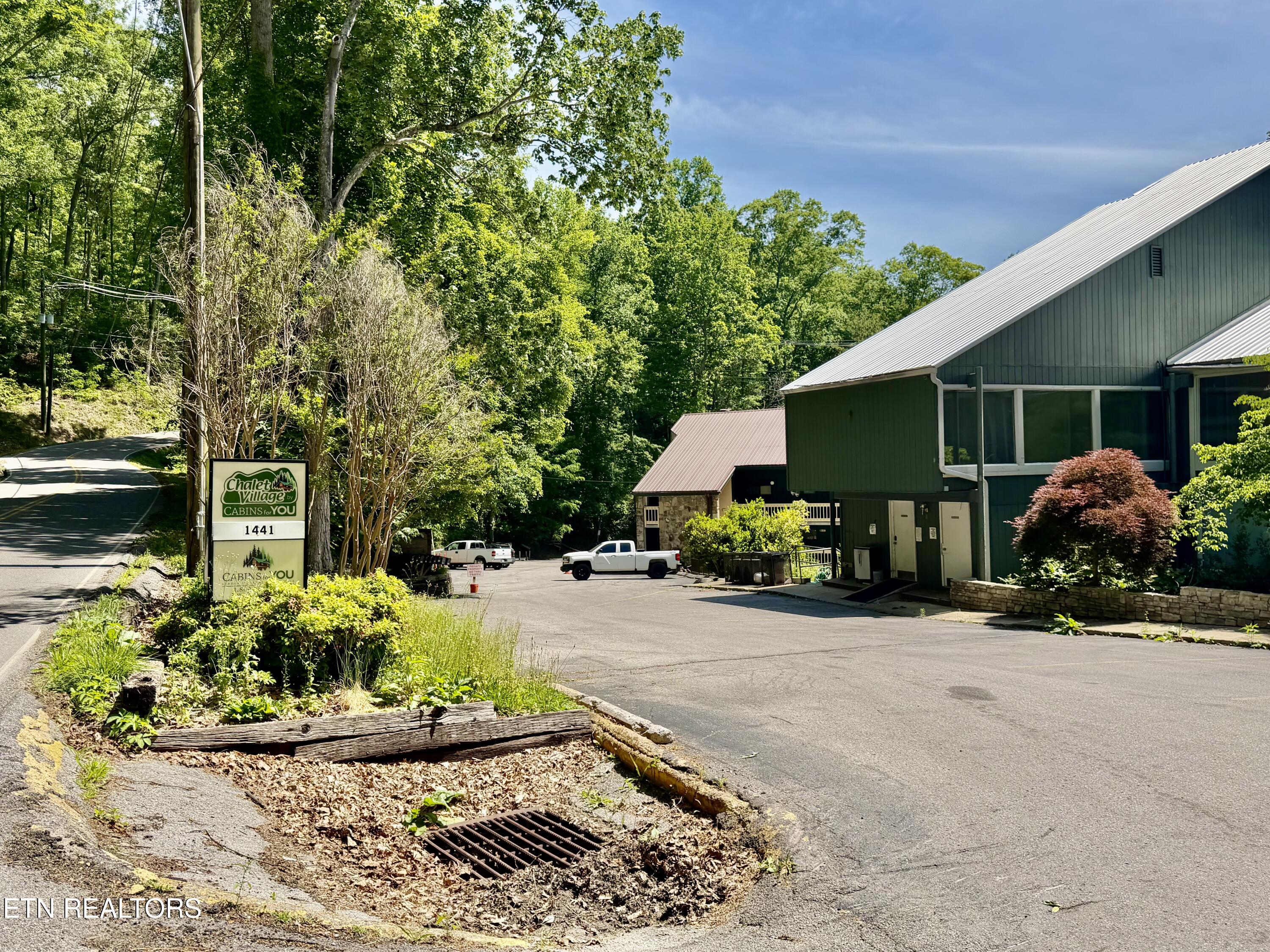 1435 Wiley Oakley Drive Gatlinburg TN 37738