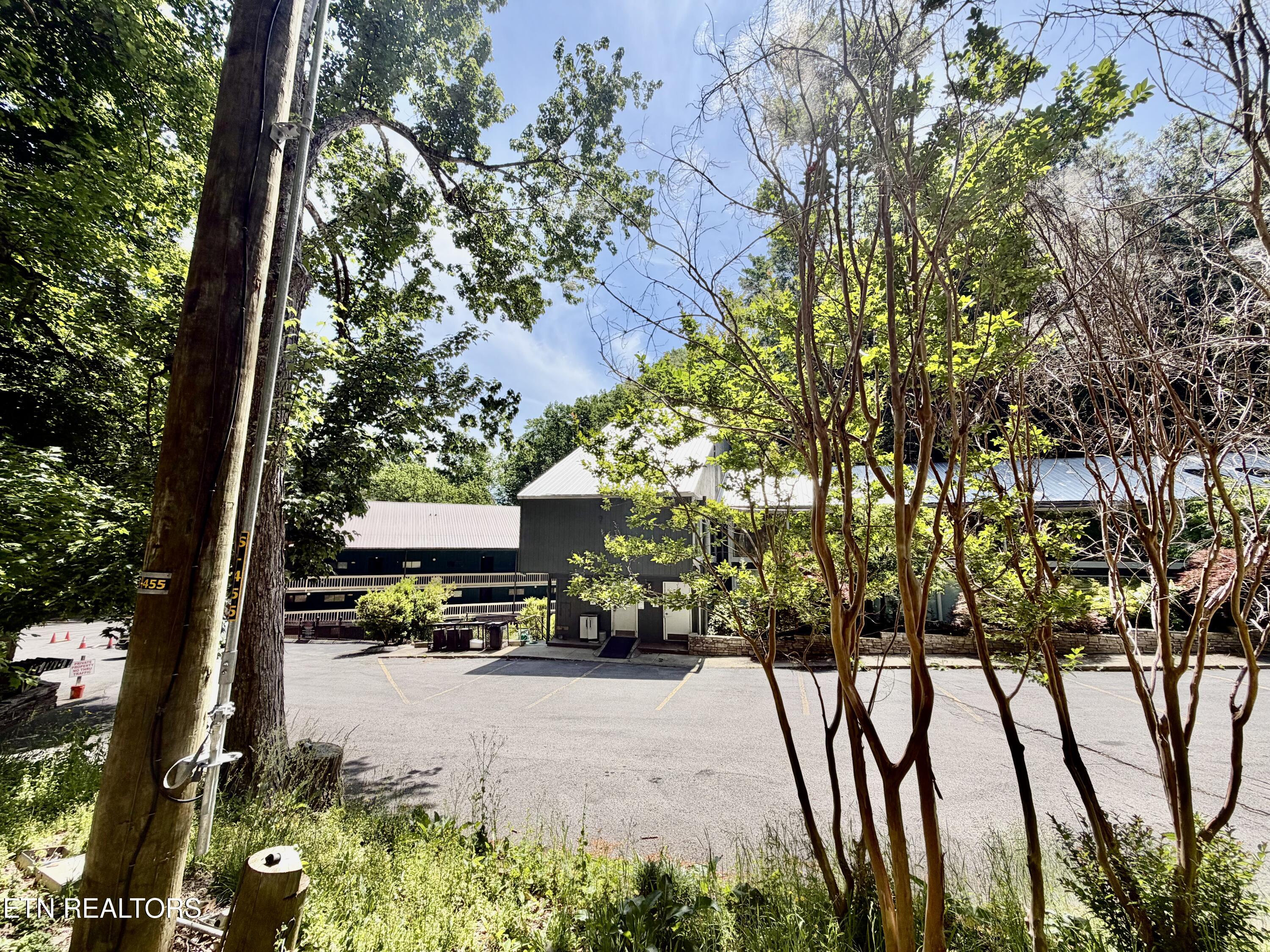 1435 Wiley Oakley Drive Gatlinburg TN 37738