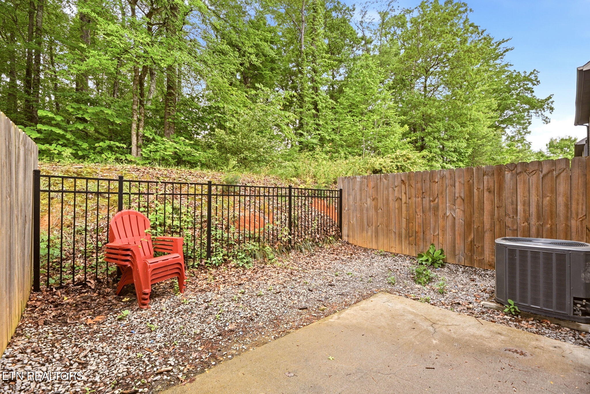 1424 William Holt Boulevard Sevierville TN 37862