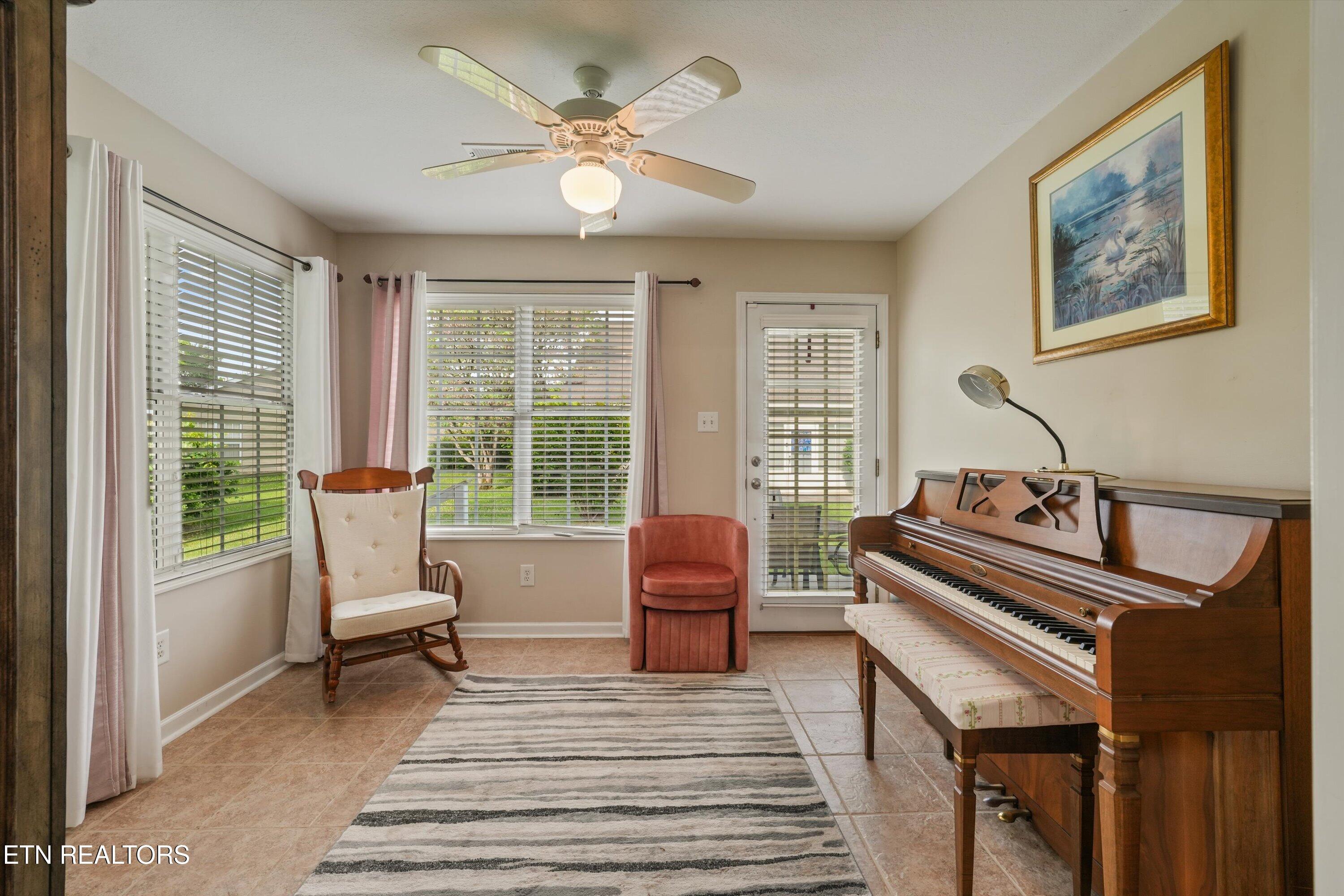 1676 Emerald Pointe Lane Knoxville TN 37918