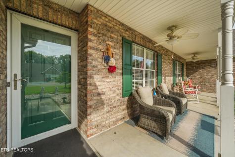1676 Emerald Pointe Lane Knoxville TN 37918