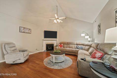 1676 Emerald Pointe Lane Knoxville TN 37918