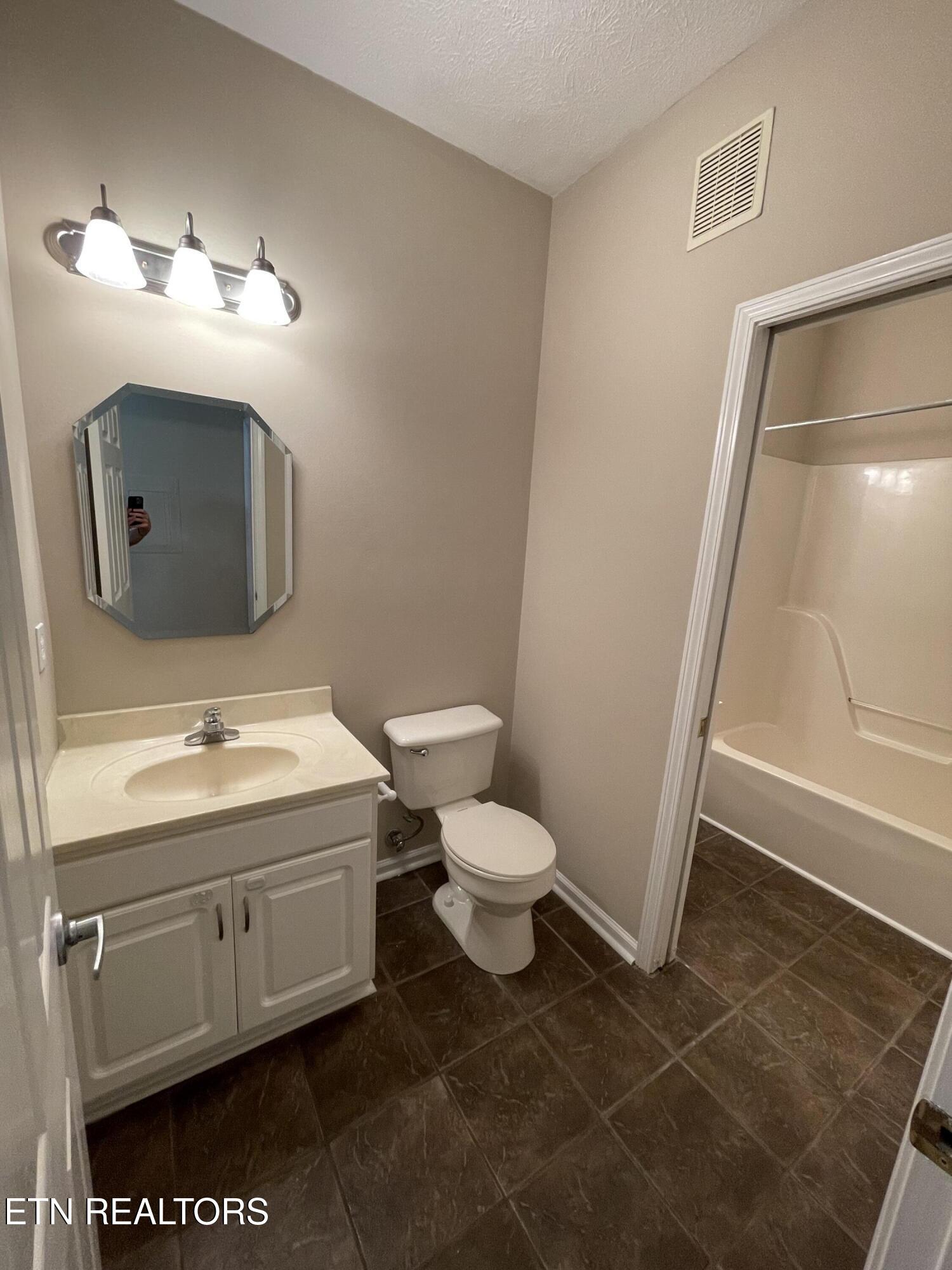 4805 Lyons View Pike Knoxville TN 37919