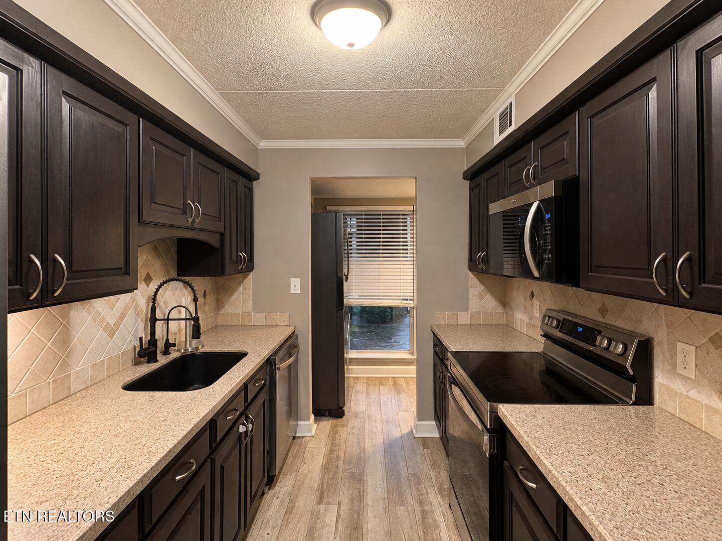 448 Berlin Drive Knoxville TN 37923