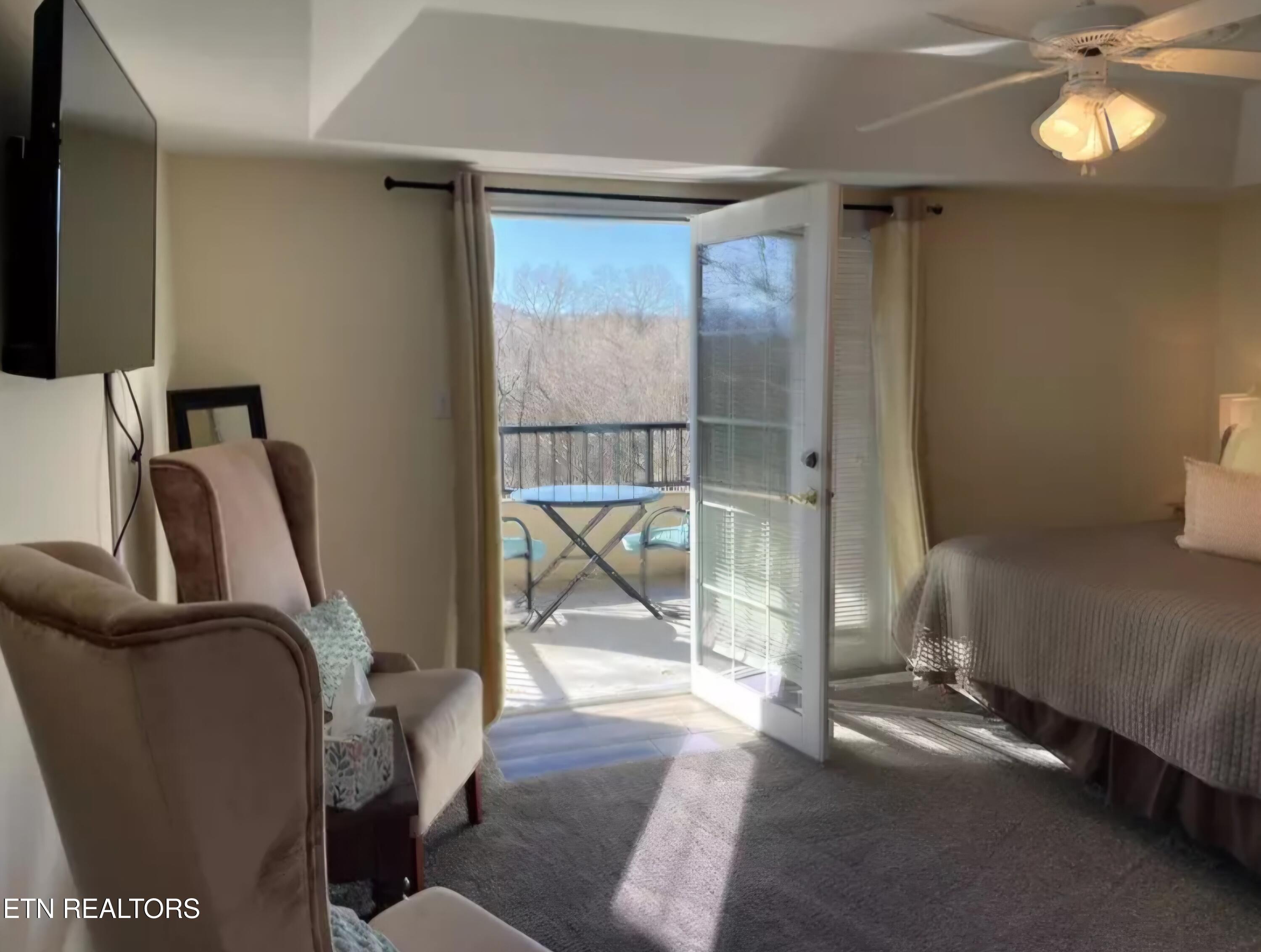 615 River Place Way Sevierville TN 37862