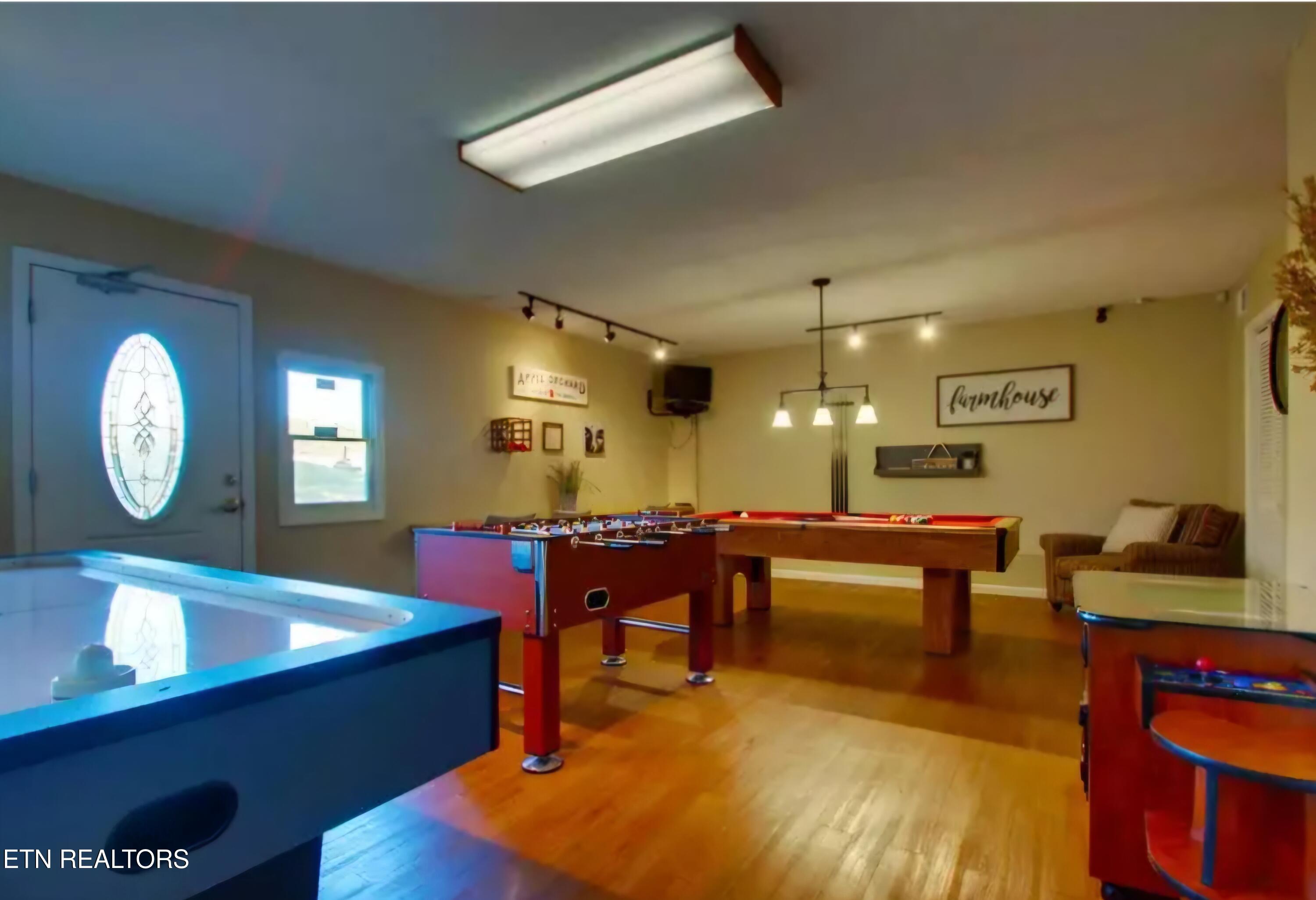 615 River Place Way Sevierville TN 37862