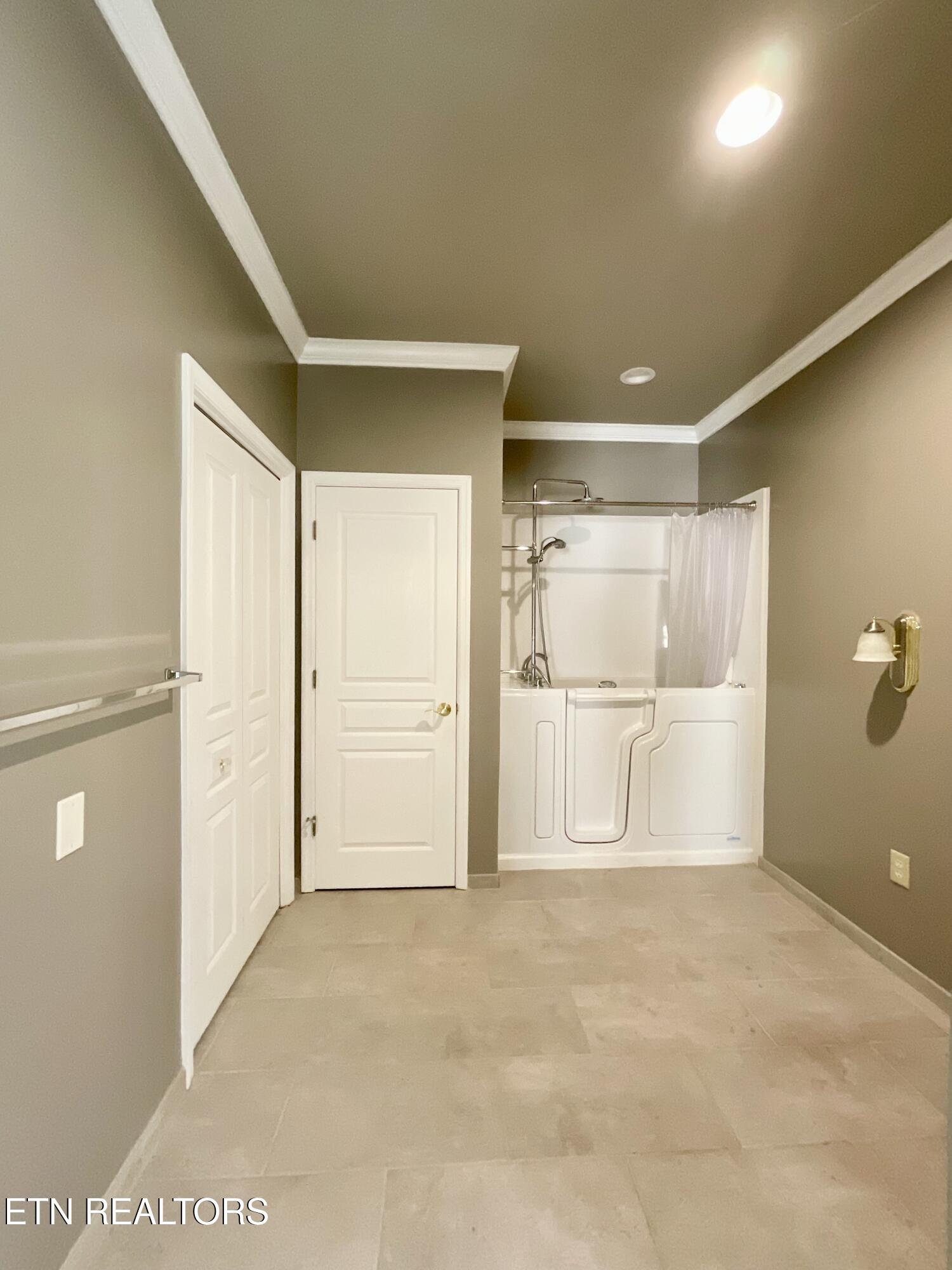 609 Chapel Point Lane Knoxville TN 37934