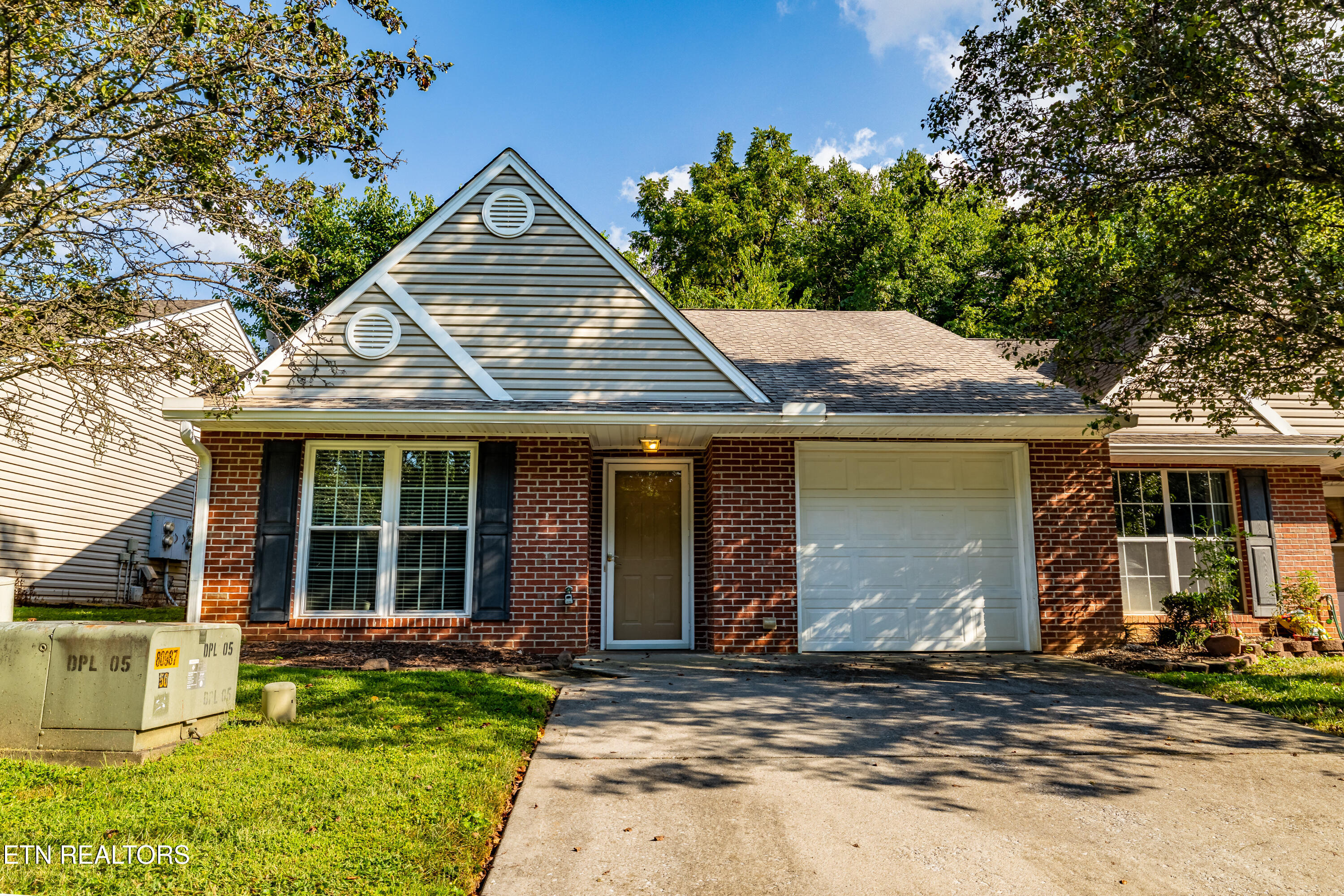 228 Dalton Place Way Knoxville TN 37912