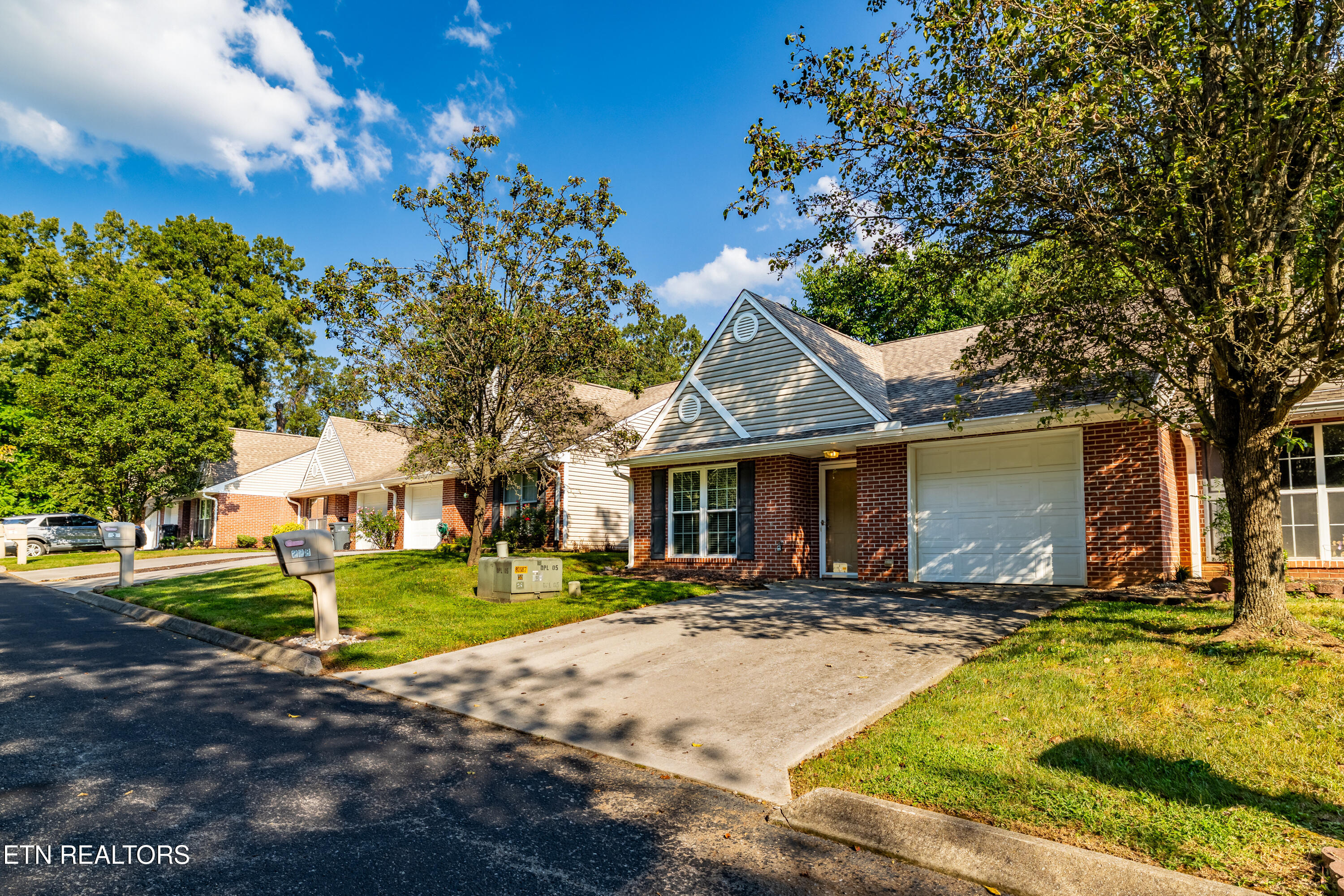 228 Dalton Place Way Knoxville TN 37912