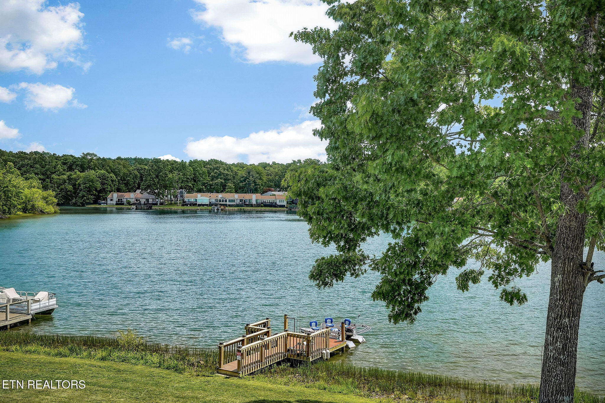 65 Lakeshore Terrace Crossville TN 38558