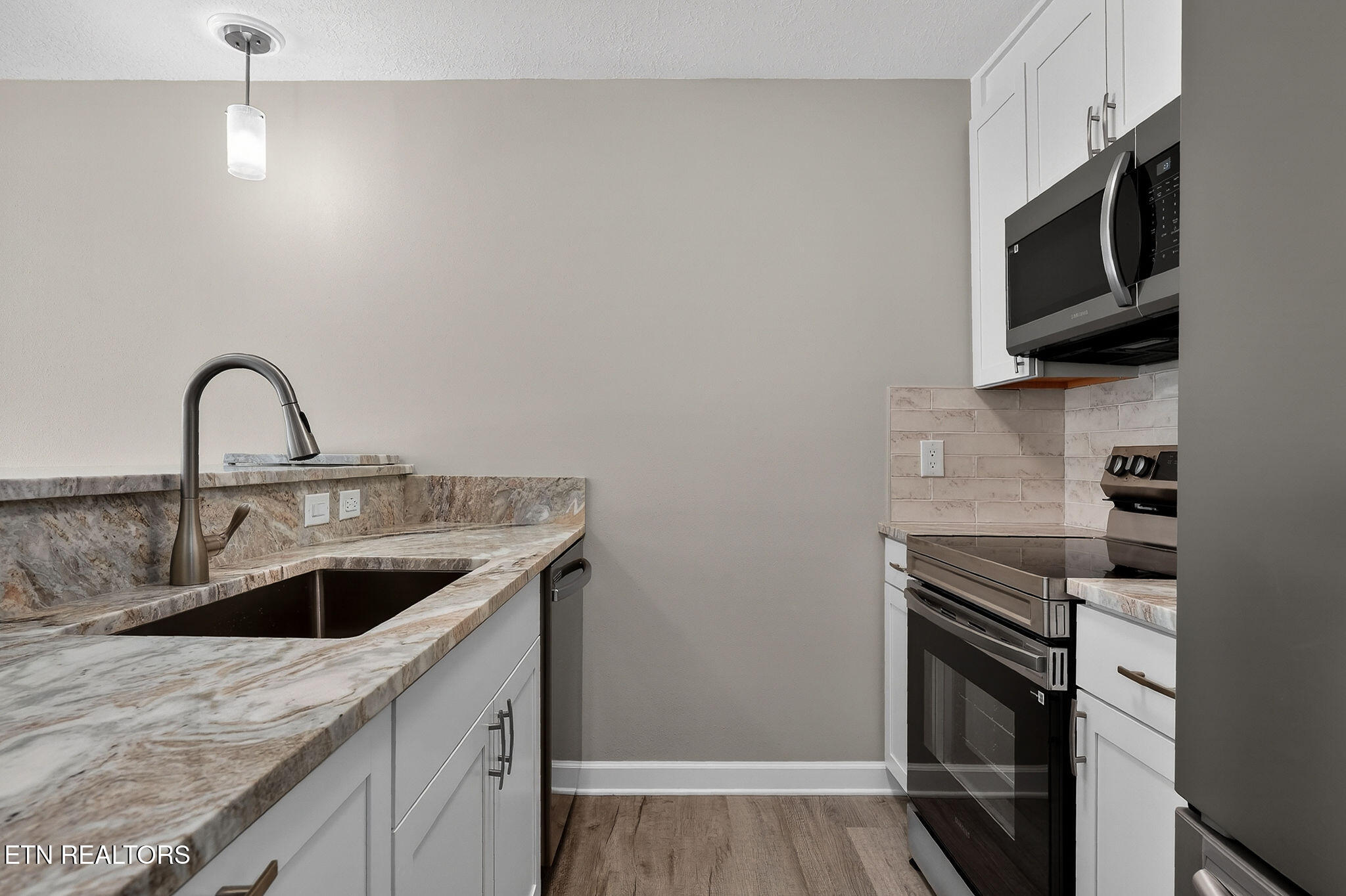 65 Lakeshore Terrace Crossville TN 38558