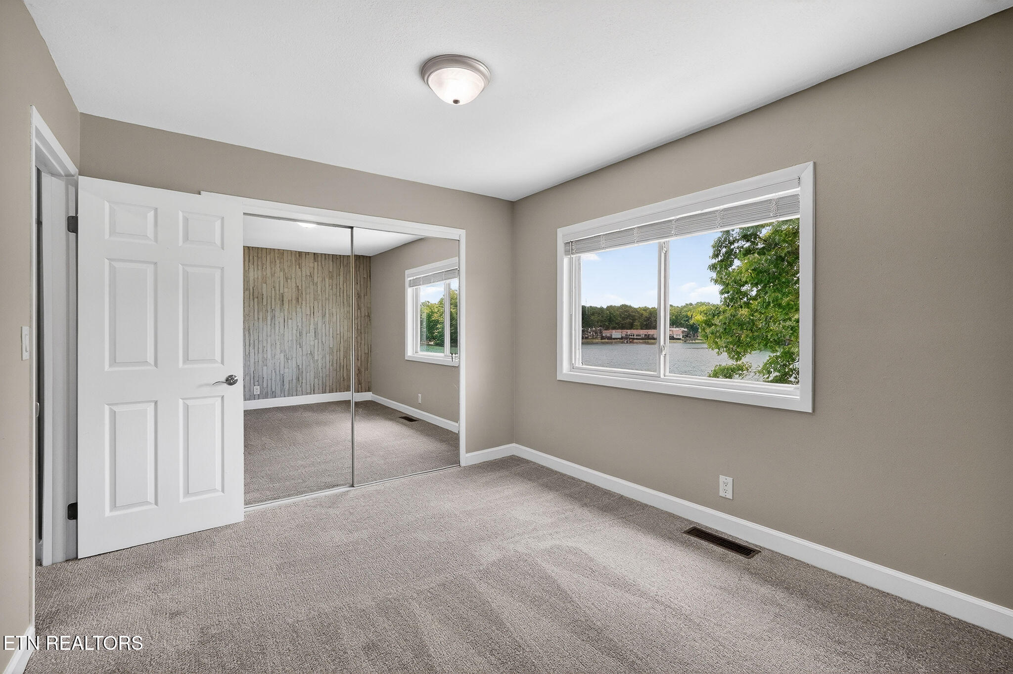 65 Lakeshore Terrace Crossville TN 38558