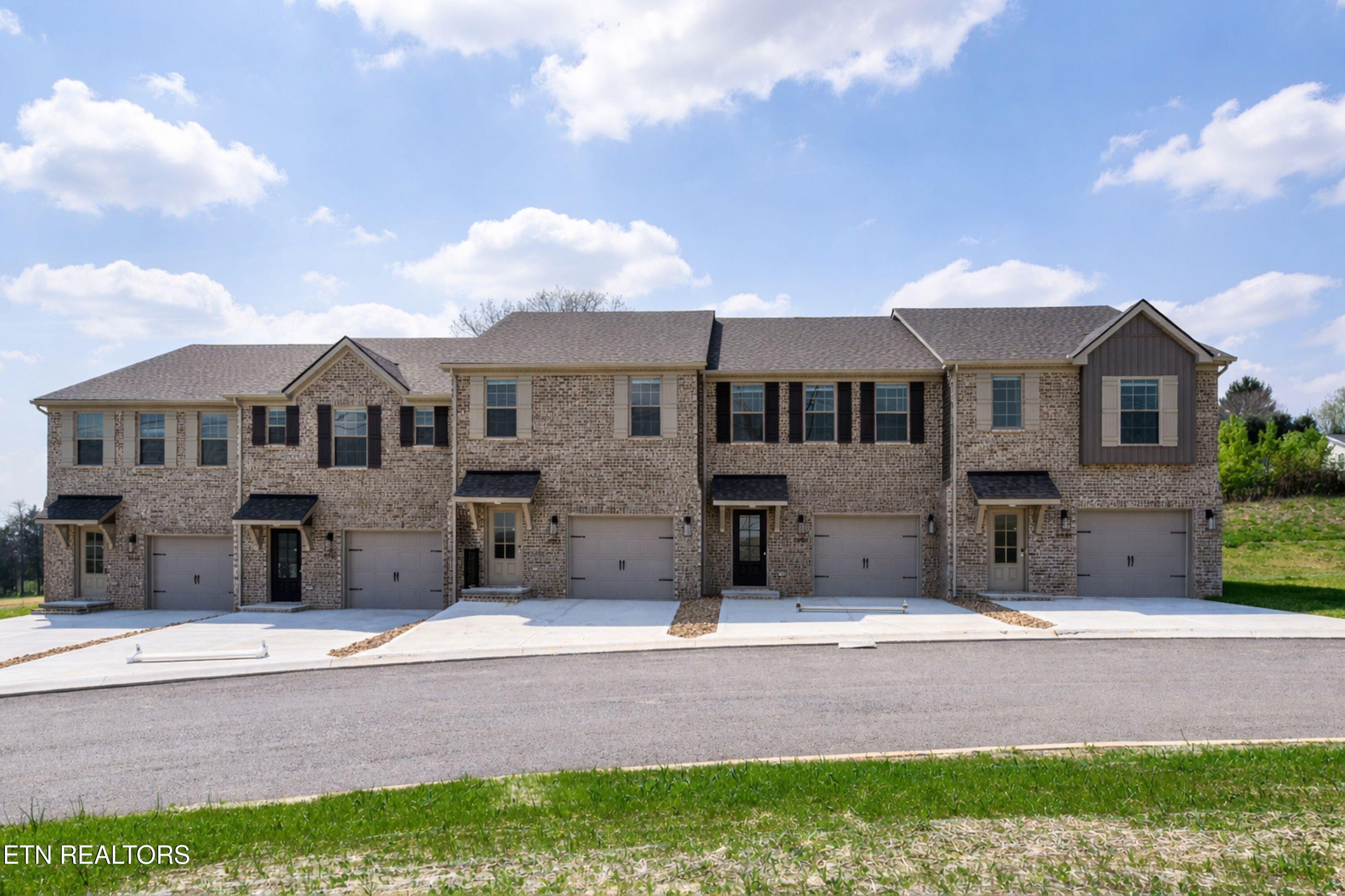 8932 Keenberg Lane Knoxville TN 37931