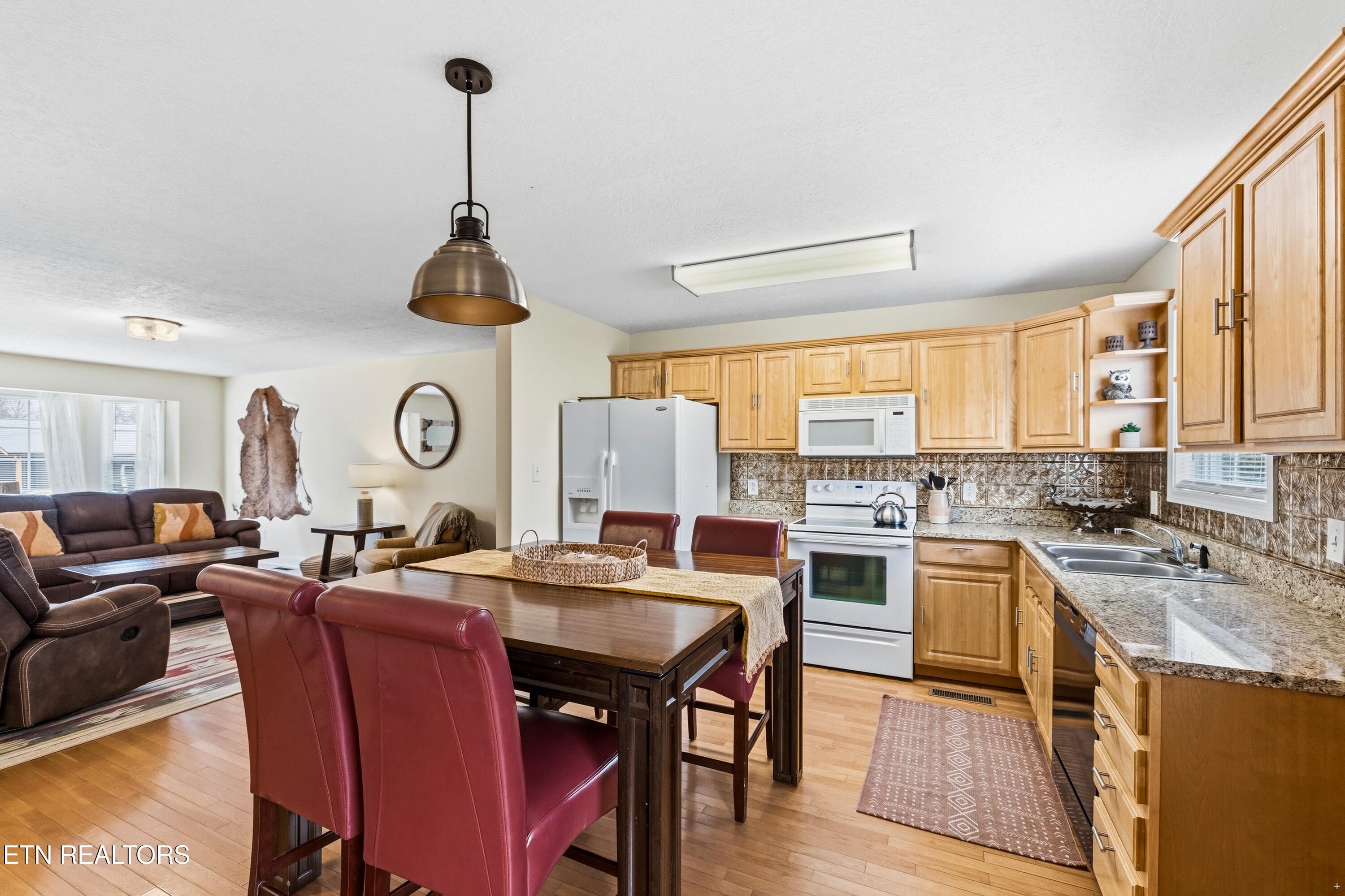 2655 High Valley Drive Pigeon Forge TN 37863