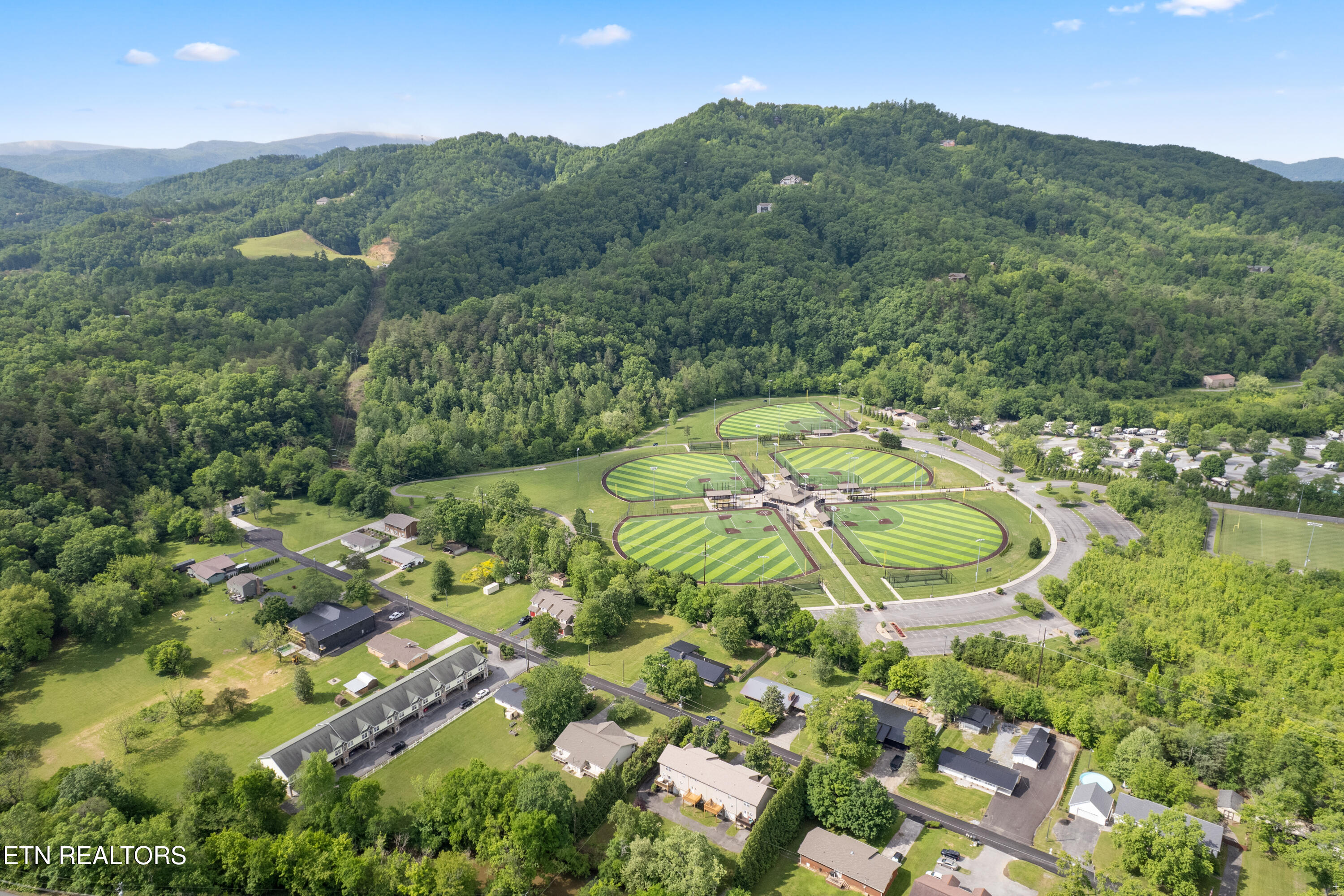 2655 High Valley Drive Pigeon Forge TN 37863