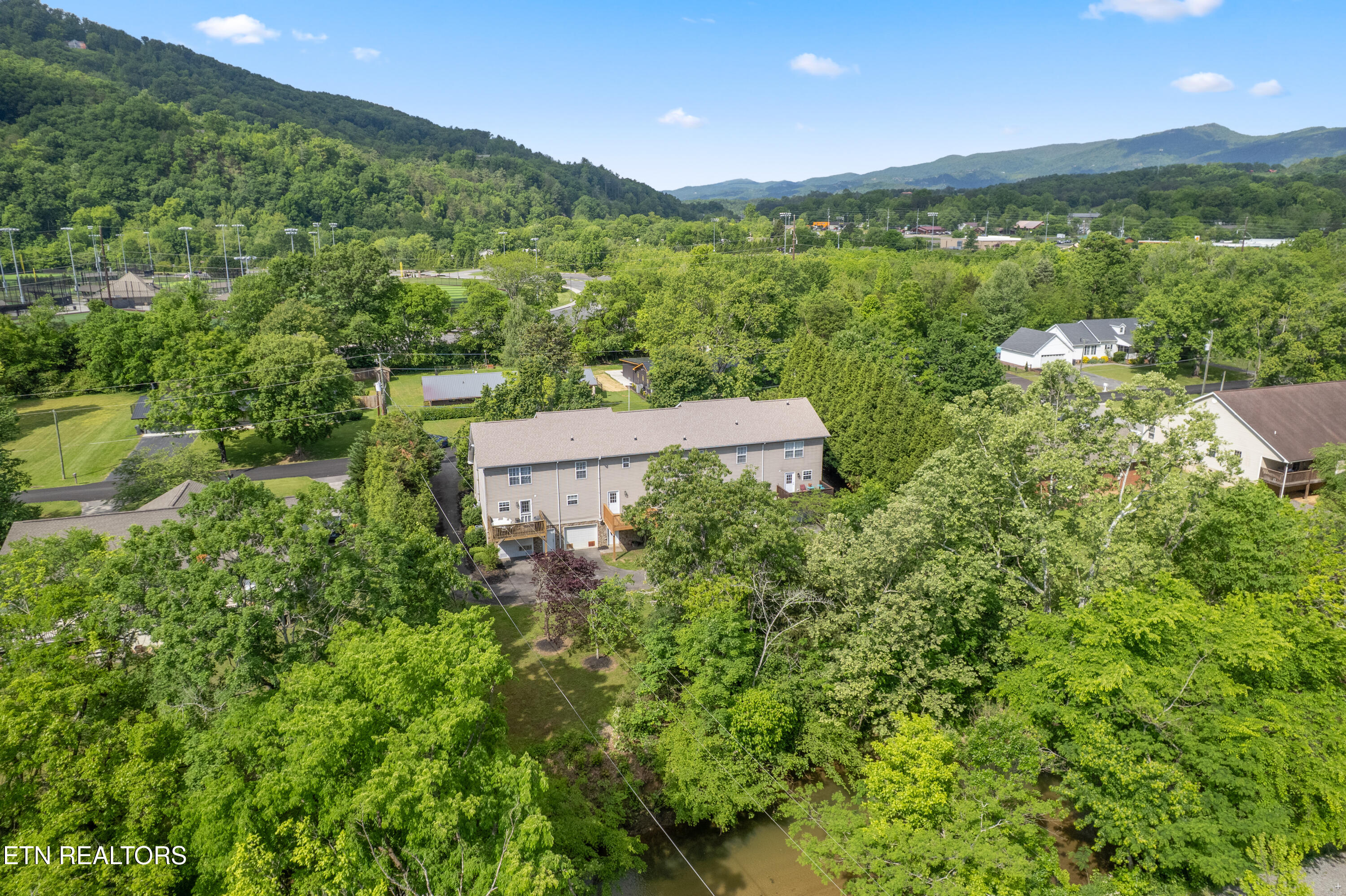 2655 High Valley Drive Pigeon Forge TN 37863