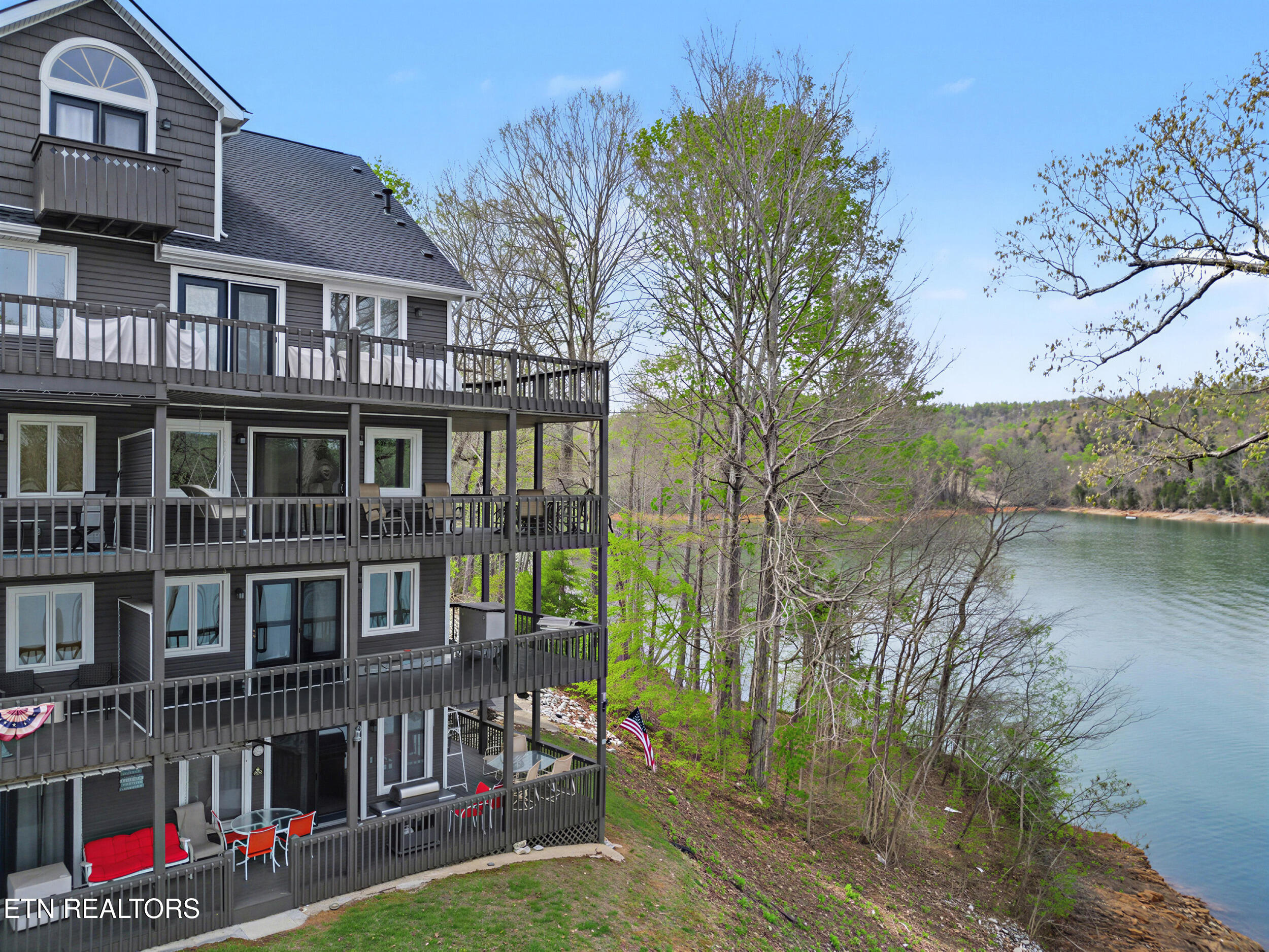 700 Shanghai Landing Lane Lafollette TN 37766