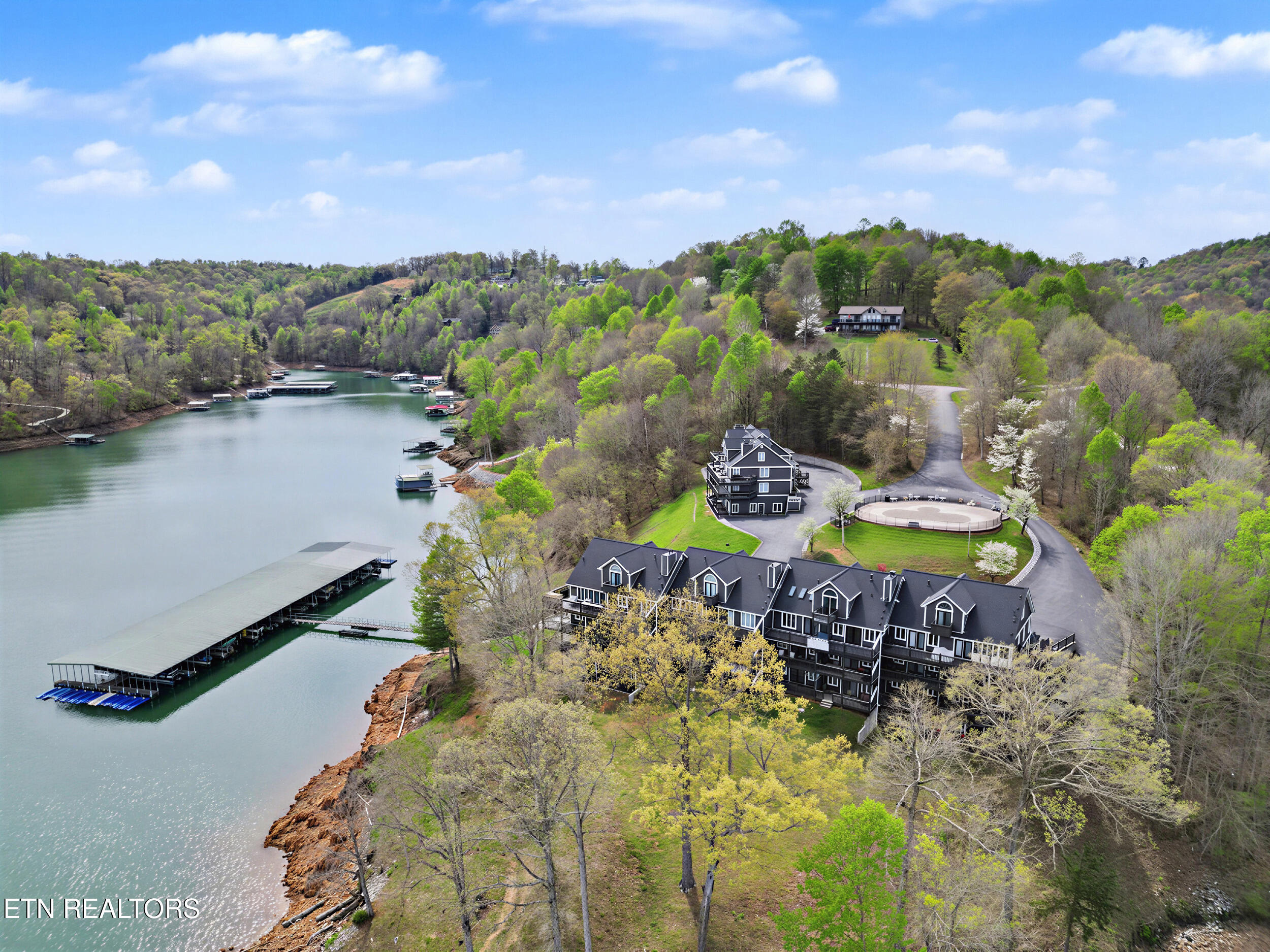 700 Shanghai Landing Lane Lafollette TN 37766