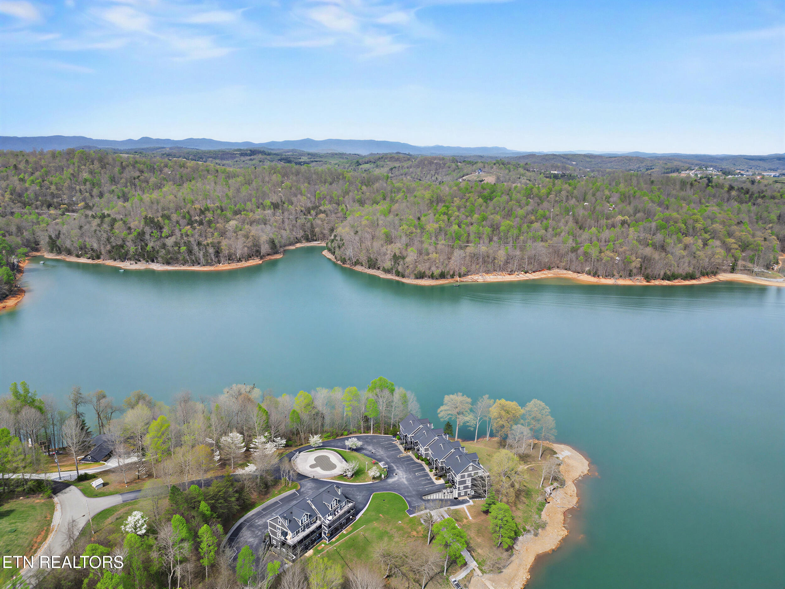 700 Shanghai Landing Lane Lafollette TN 37766