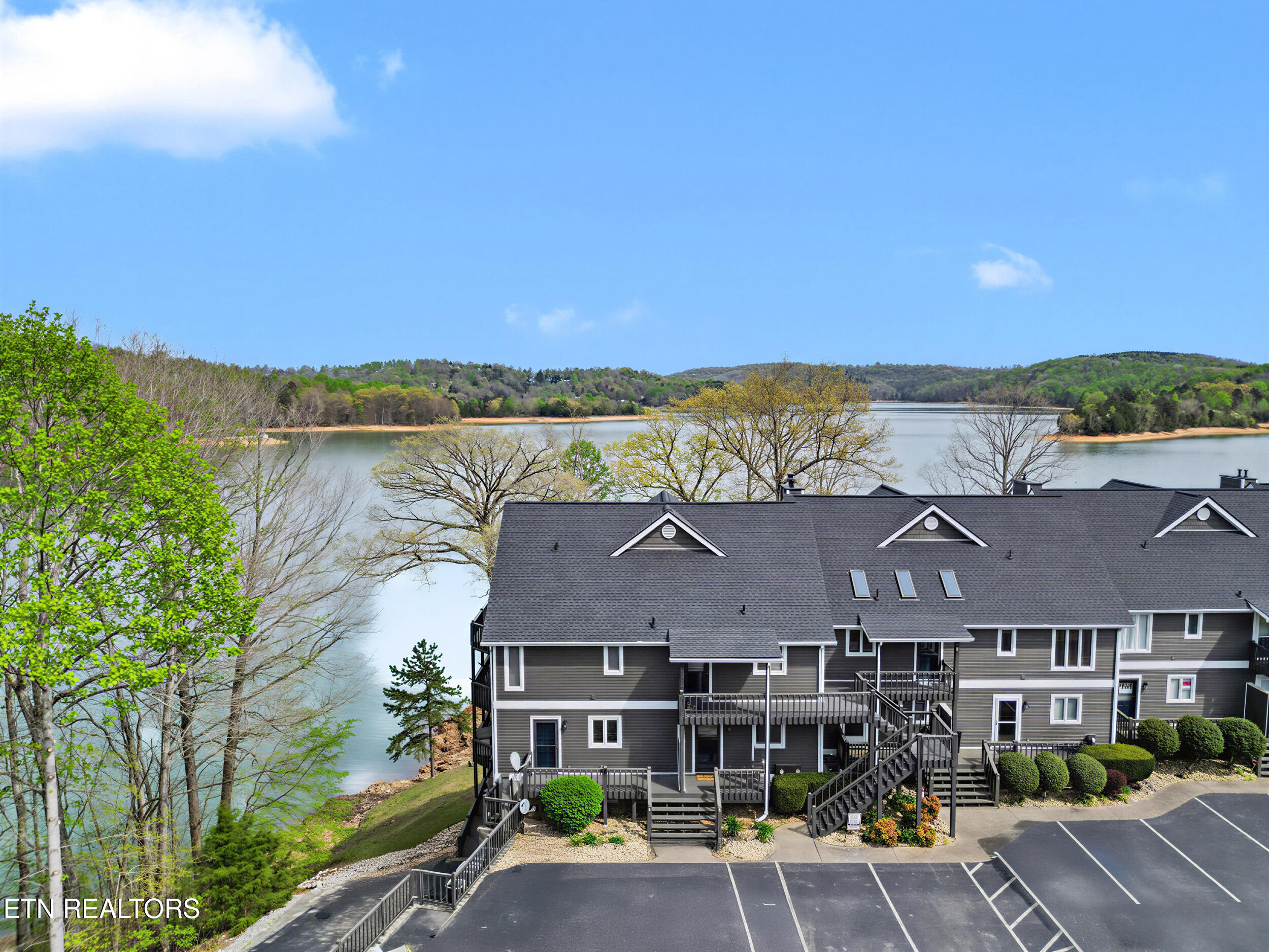 700 Shanghai Landing Lane Lafollette TN 37766