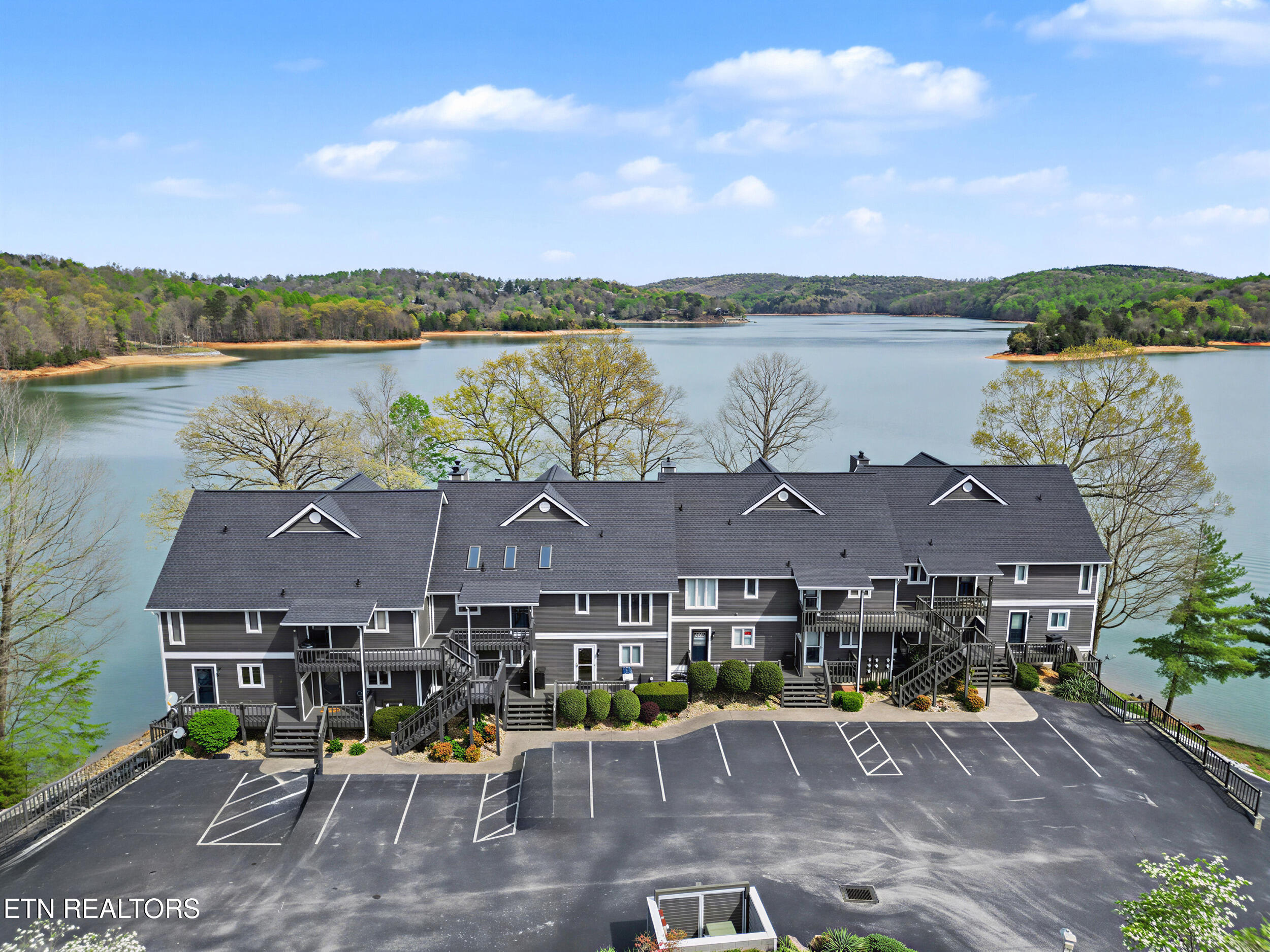700 Shanghai Landing Lane Lafollette TN 37766