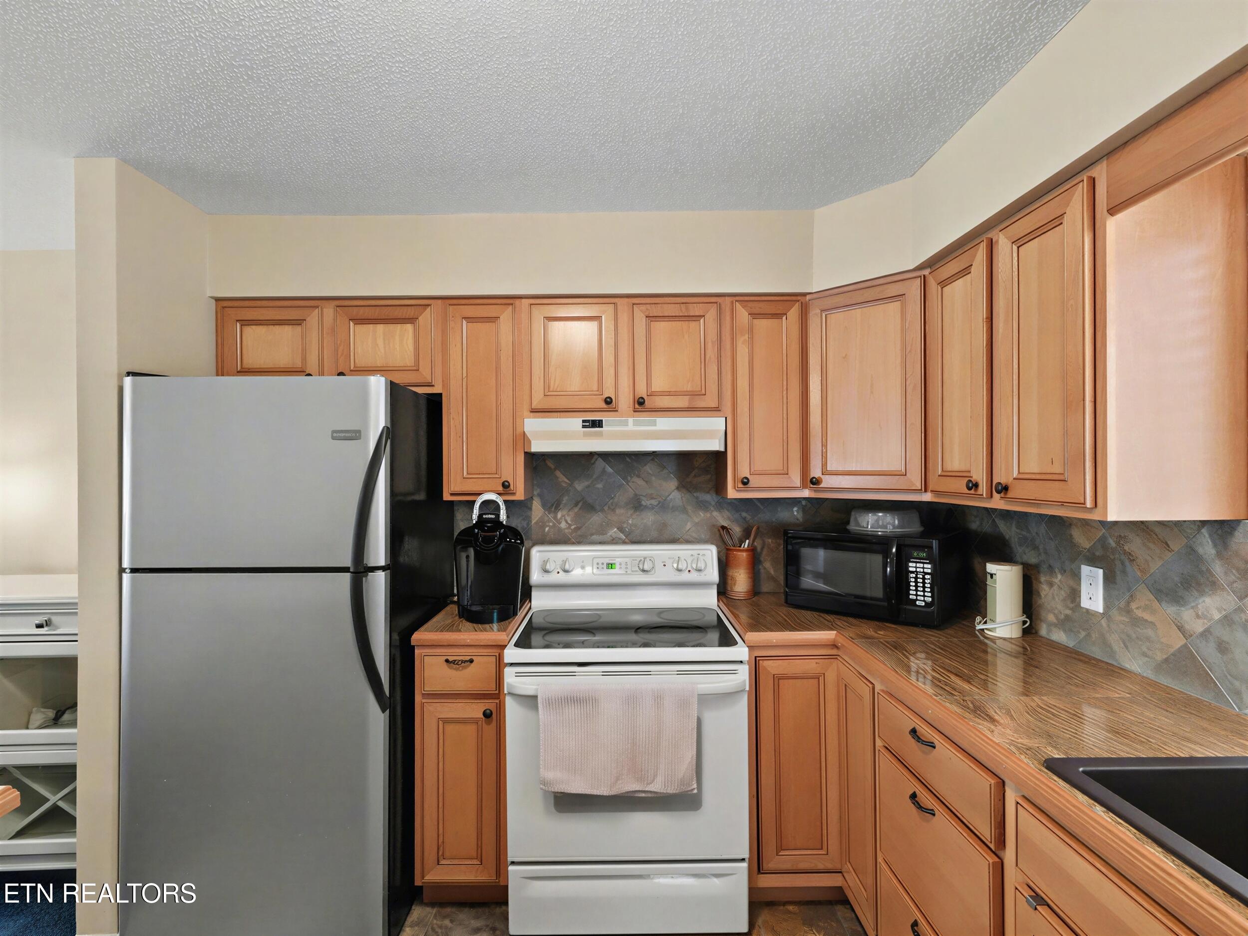 700 Shanghai Landing Lane Lafollette TN 37766