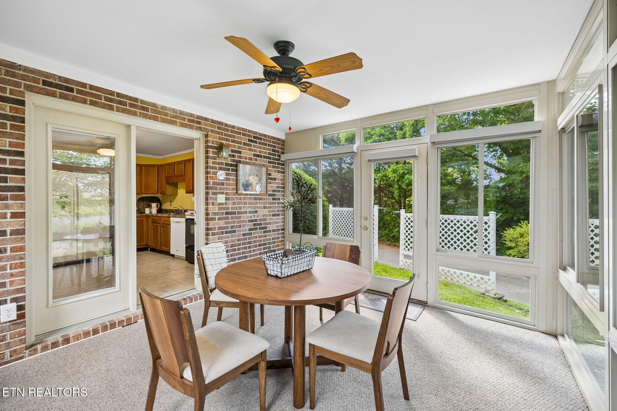 1134 Fielding Drive Maryville TN 37804