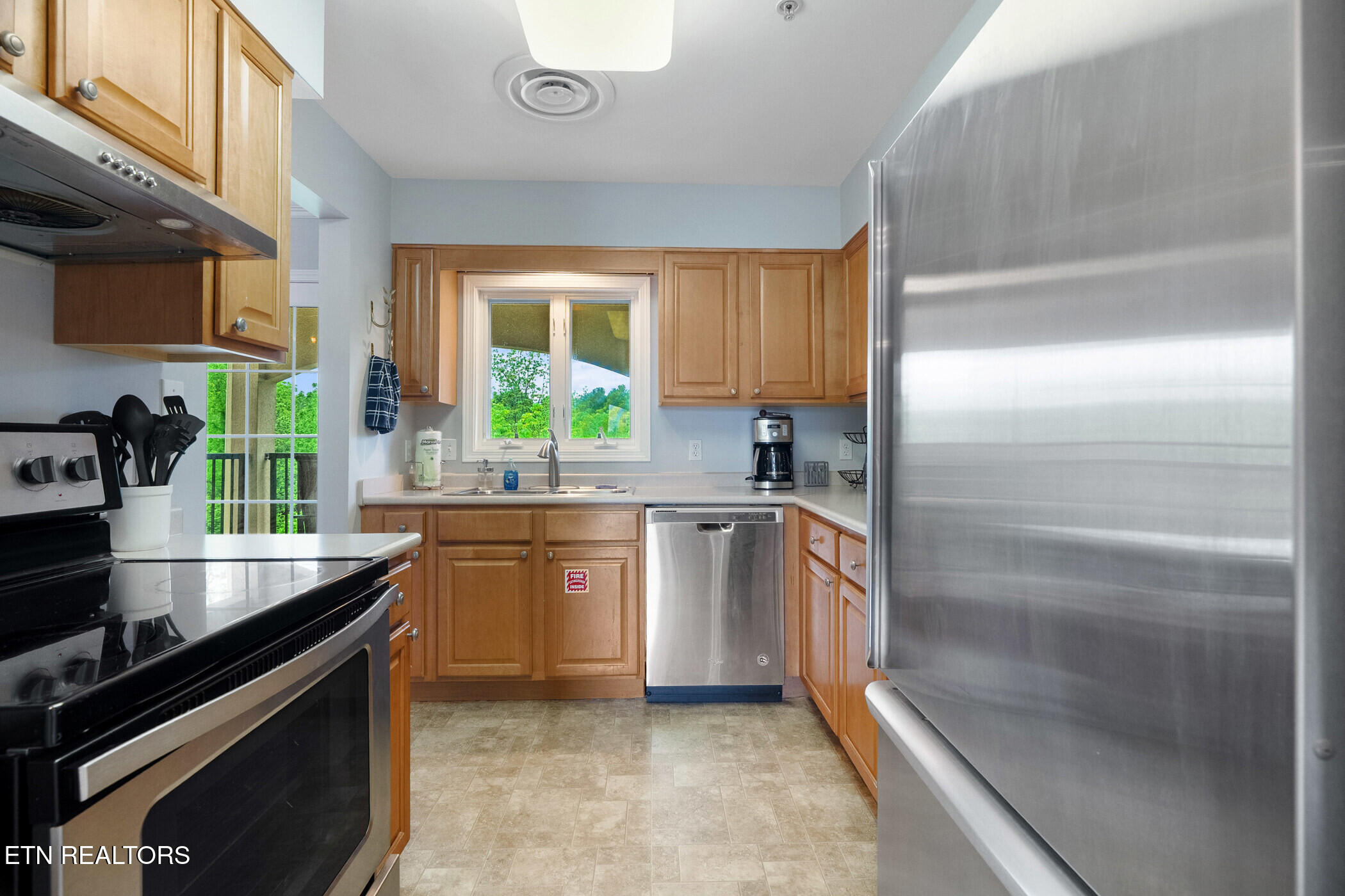 643 River Place Way Sevierville TN 37862