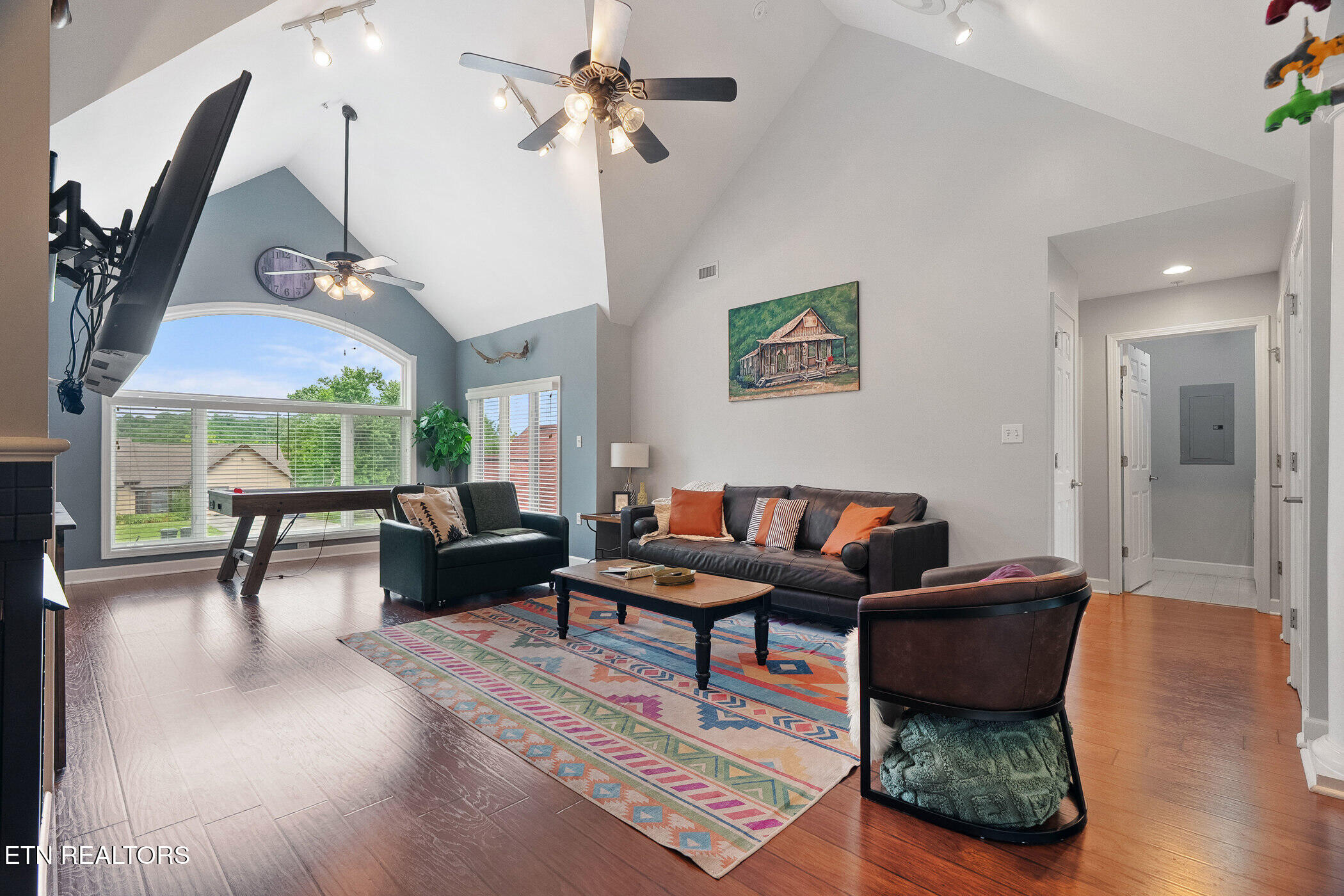 643 River Place Way Sevierville TN 37862