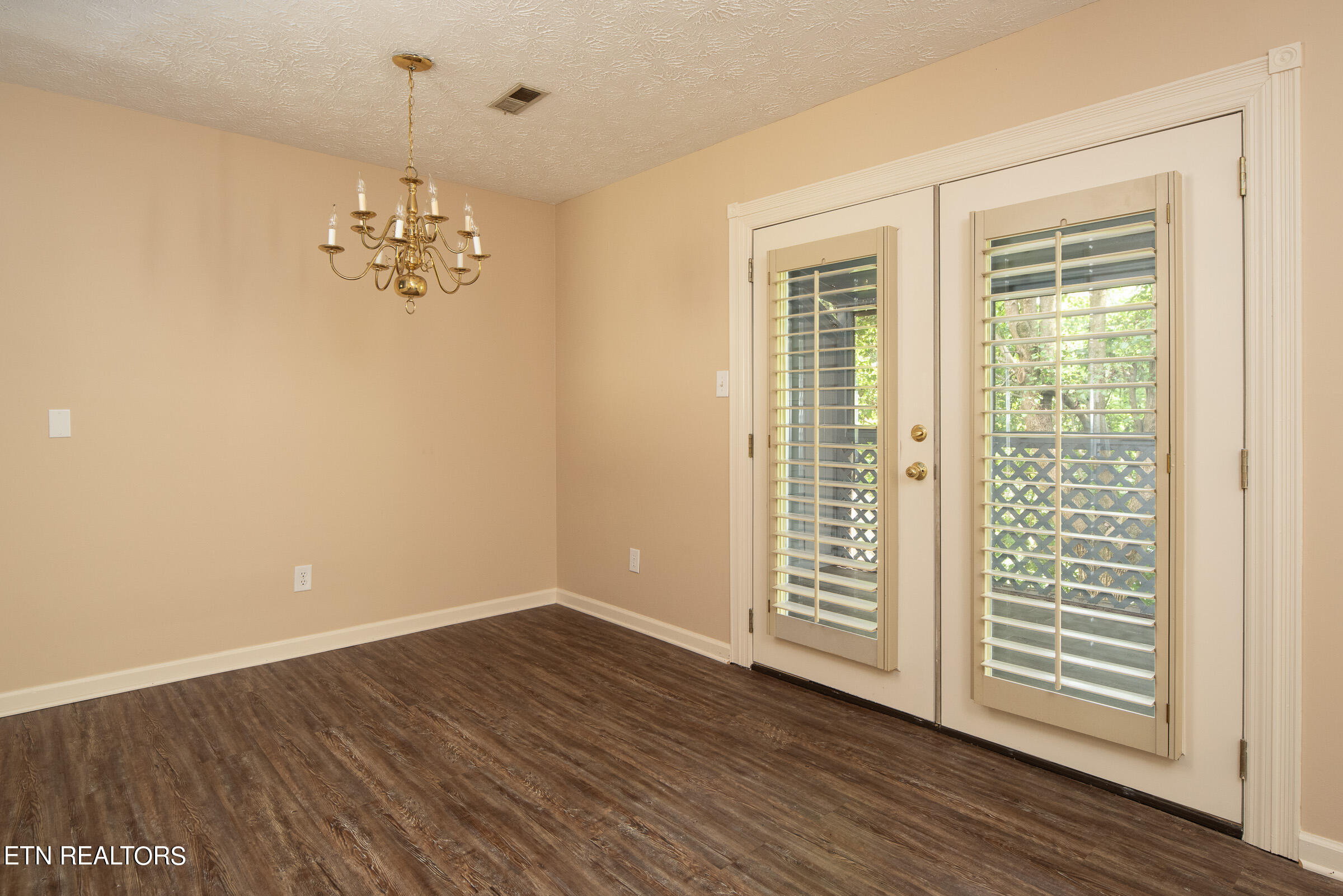 8600 Olde Colony Trail Unit 100 Knoxville TN 37923