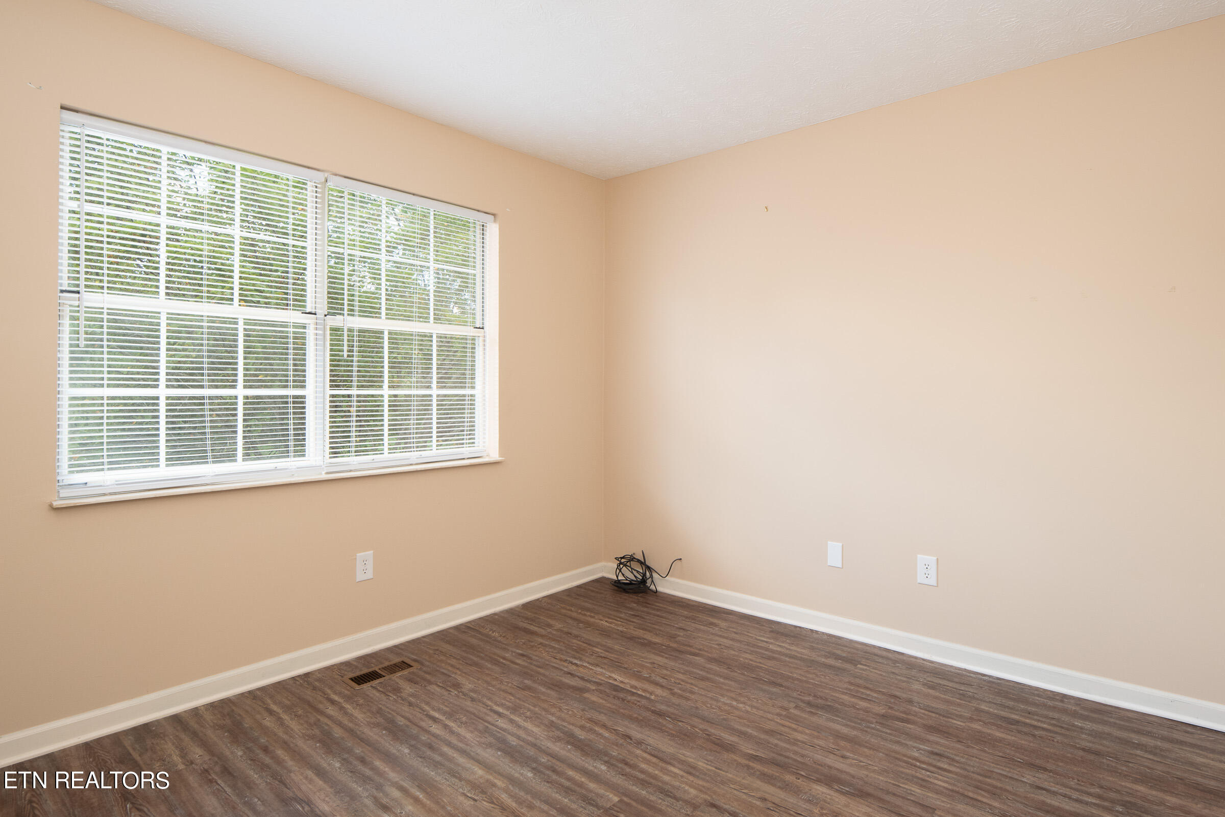 8600 Olde Colony Trail Unit 100 Knoxville TN 37923