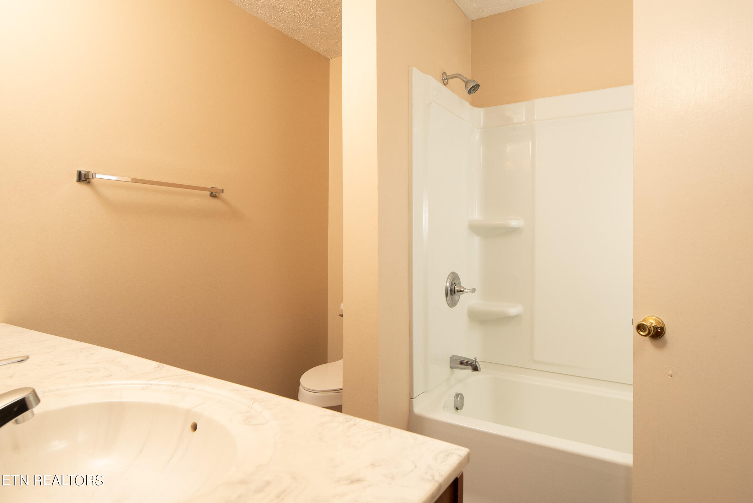 8600 Olde Colony Trail Unit 100 Knoxville TN 37923