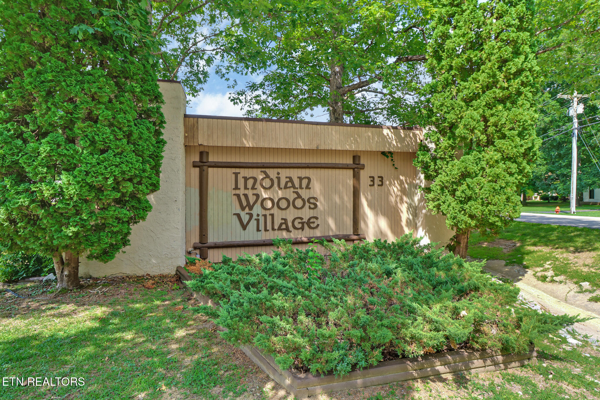 33 Big Horn Loop Crossville TN 38572