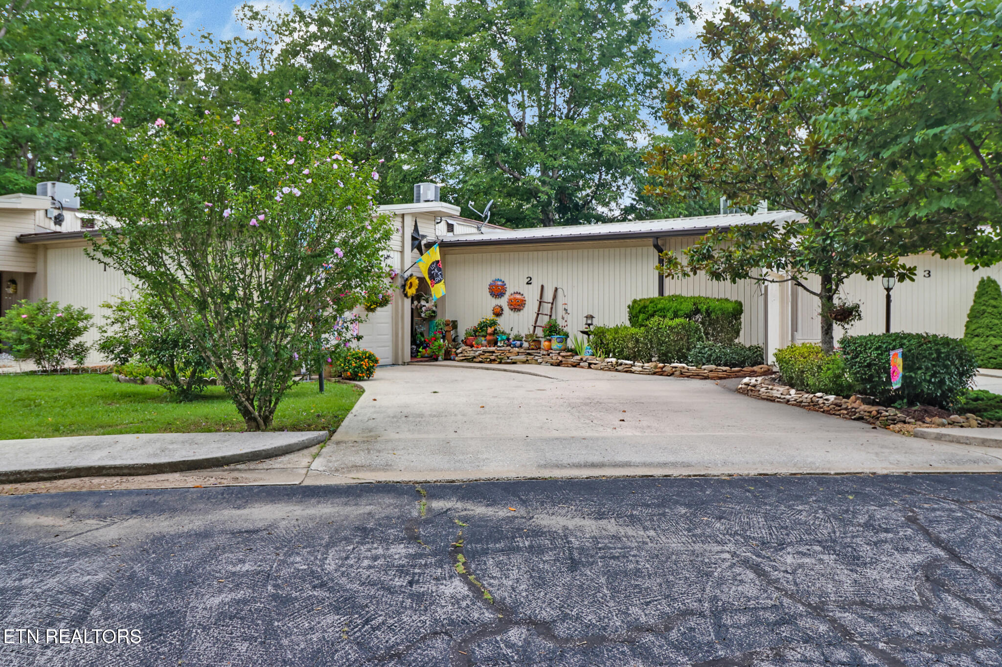 33 Big Horn Loop Crossville TN 38572