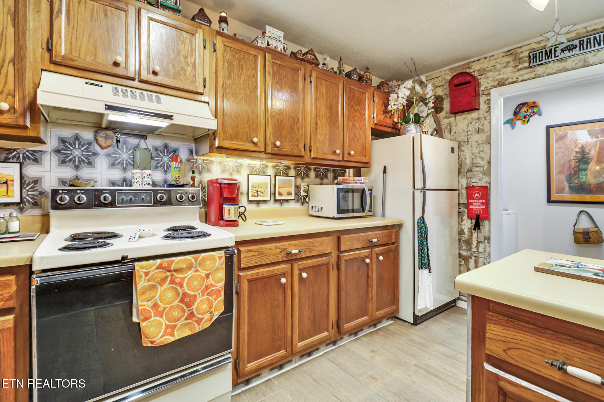 33 Big Horn Loop Crossville TN 38572