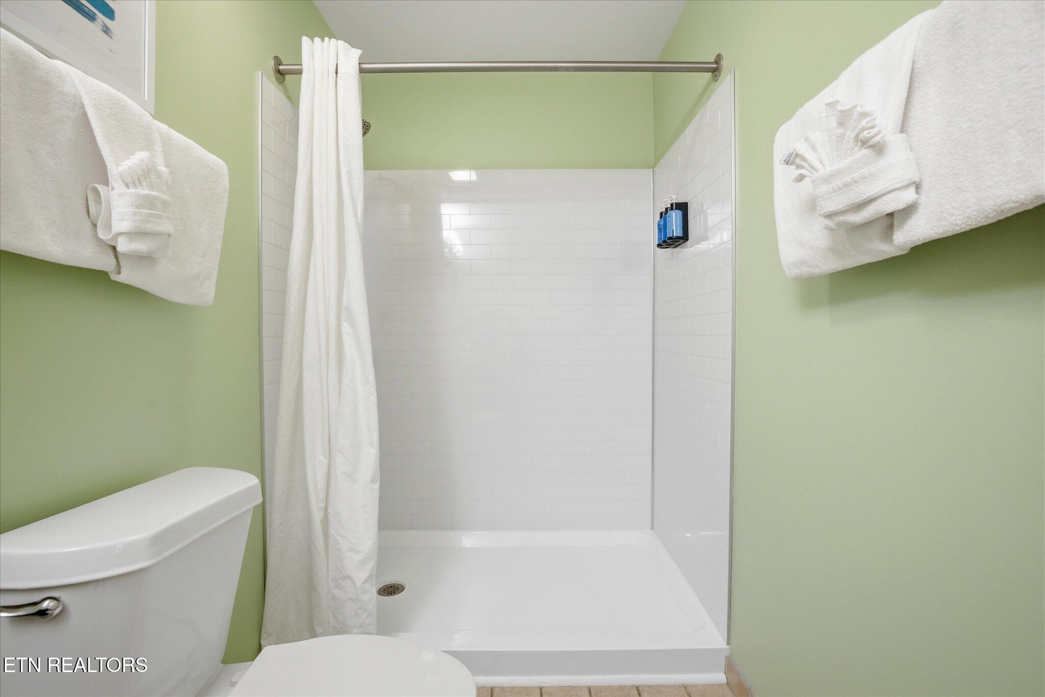 225 Collier Drive, Unit 2410 Sevierville TN 37862