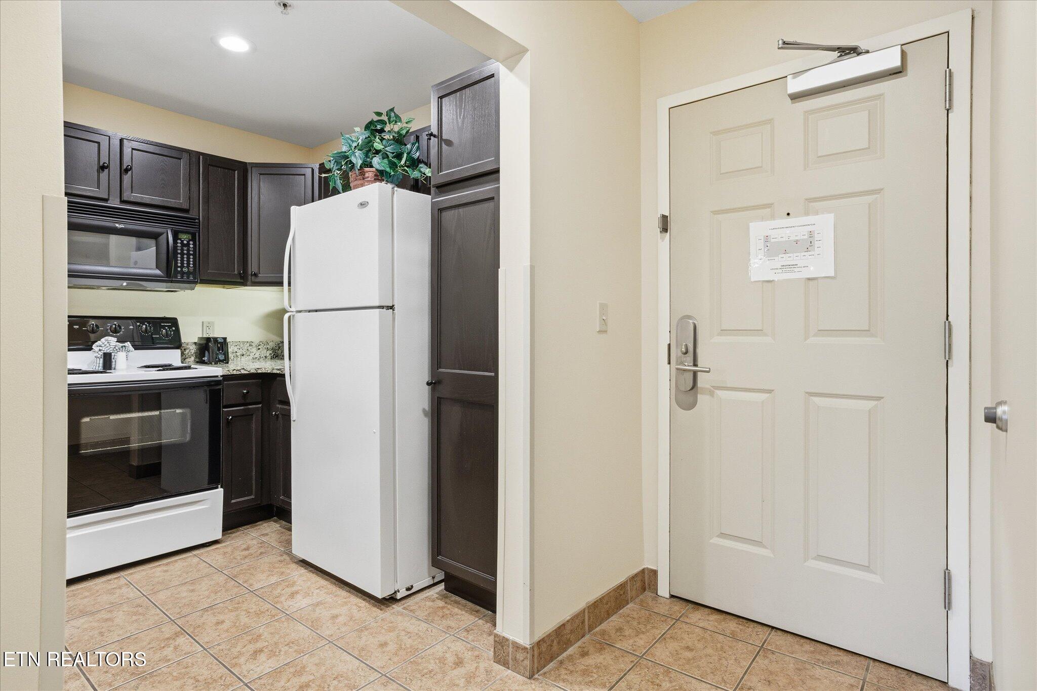 225 Collier Drive, Unit 2410 Sevierville TN 37862