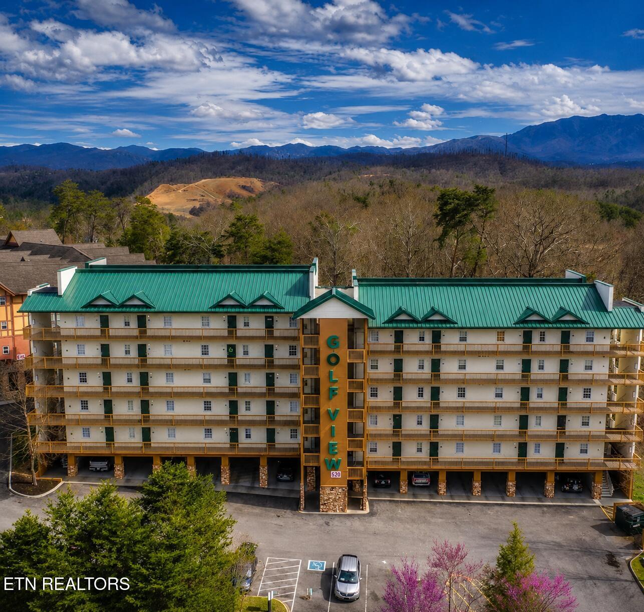 820 Golf View Boulevard Pigeon Forge TN 37863