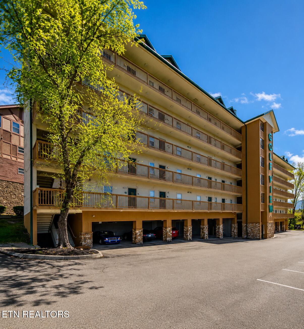 820 Golf View Boulevard Pigeon Forge TN 37863