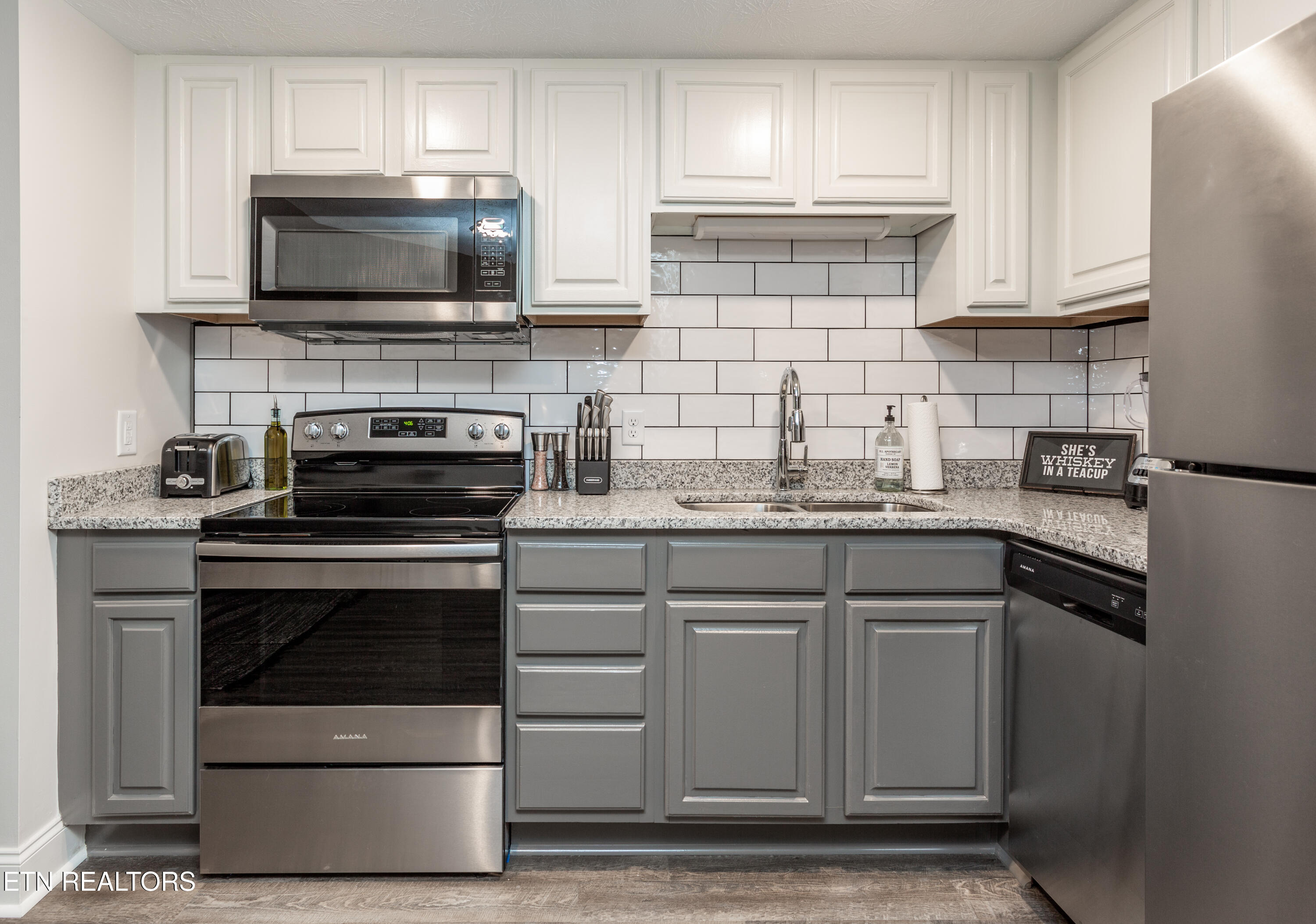 820 Golf View Boulevard Pigeon Forge TN 37863