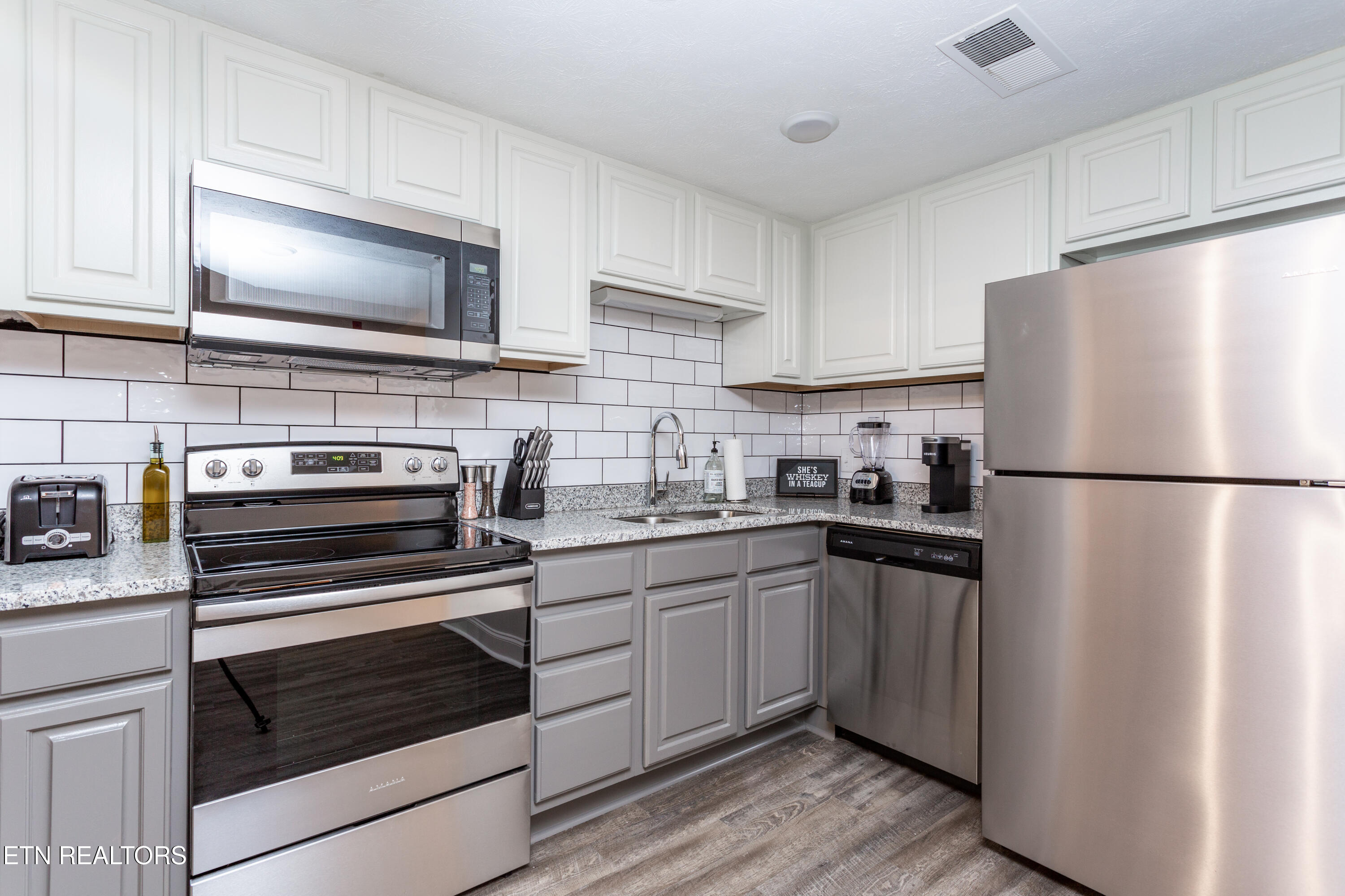 820 Golf View Boulevard Pigeon Forge TN 37863