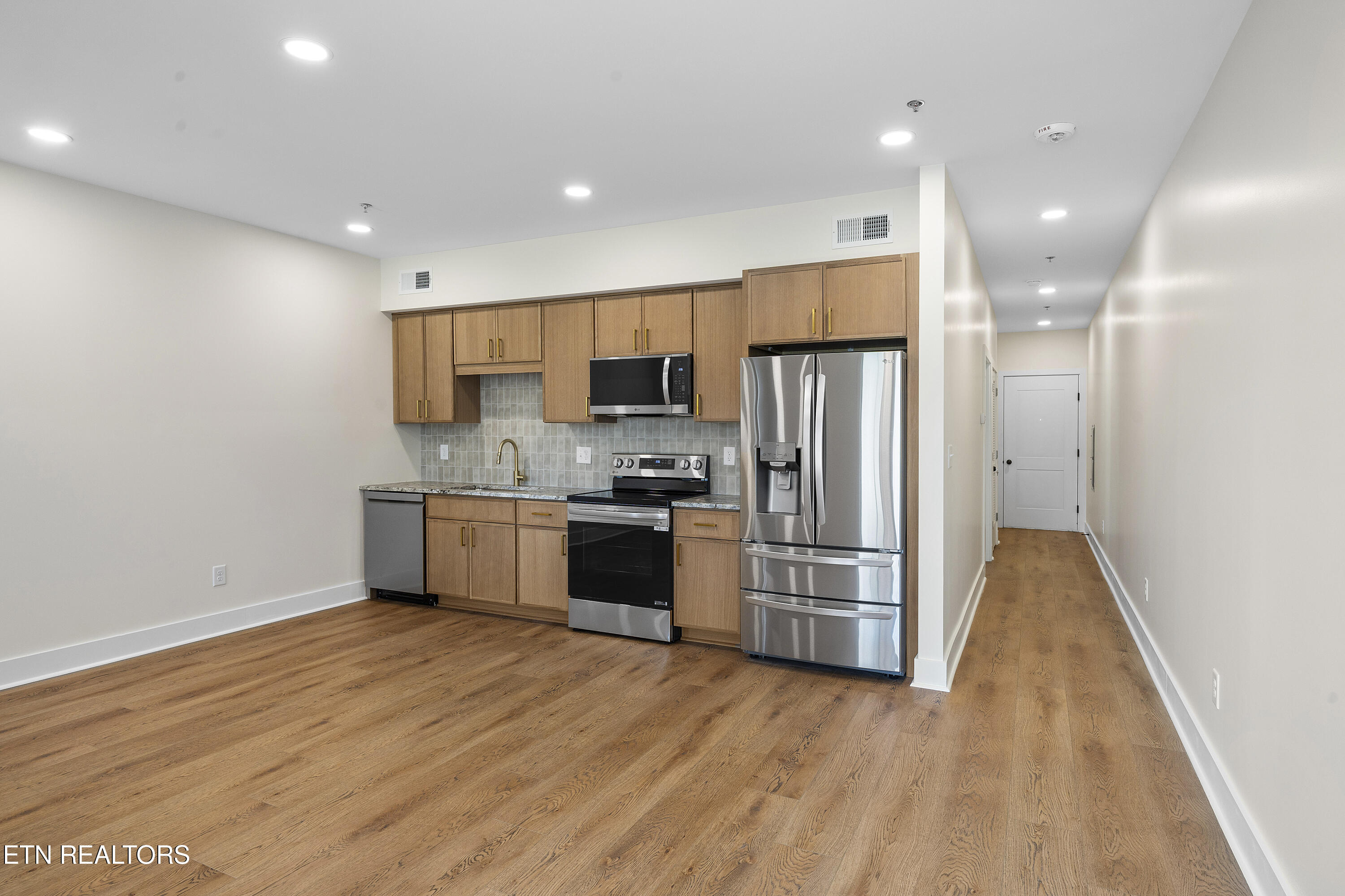 131 W Anderson Avenue Knoxville TN 37917