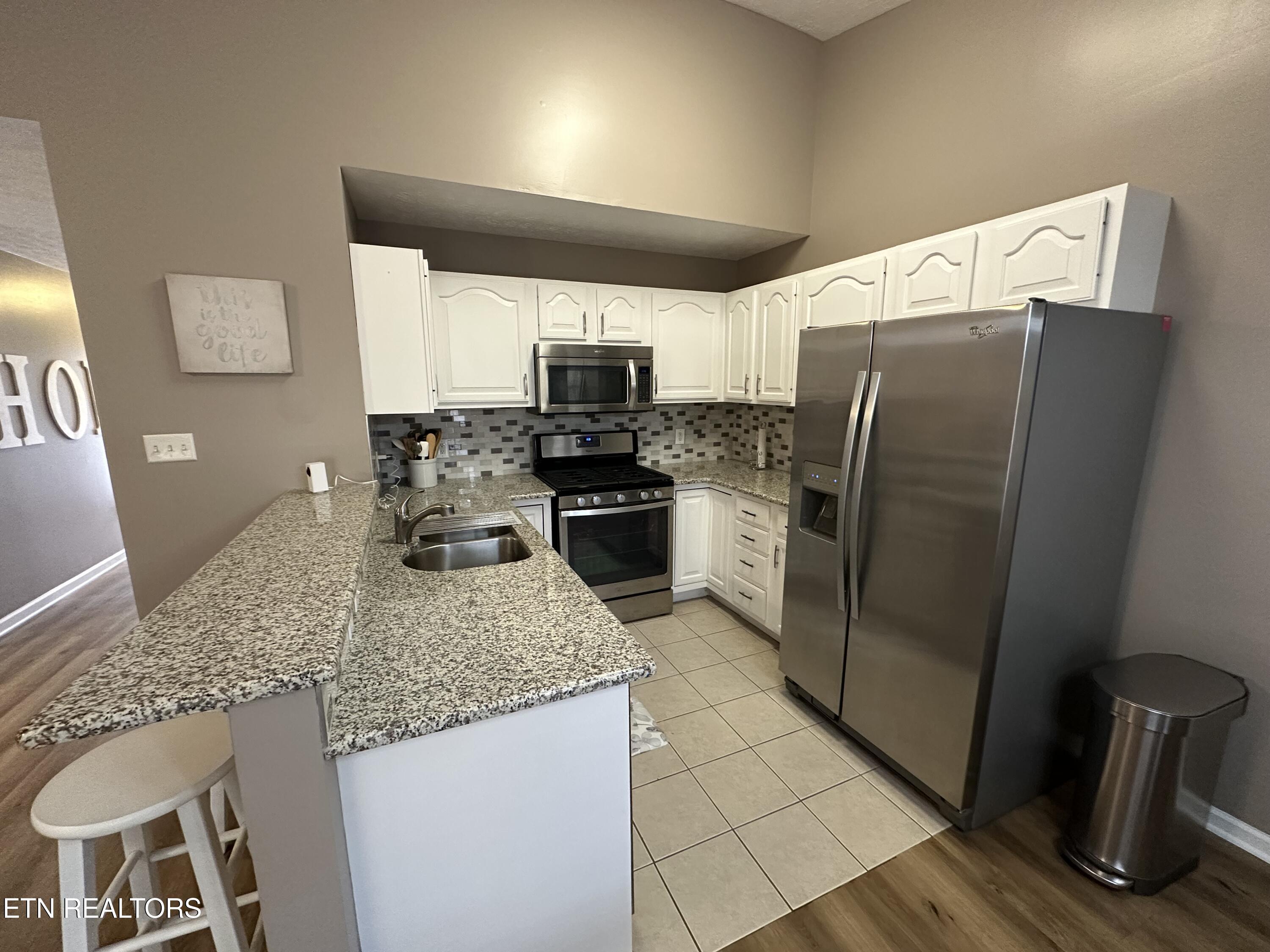1704 Appian Way Knoxville TN 37923