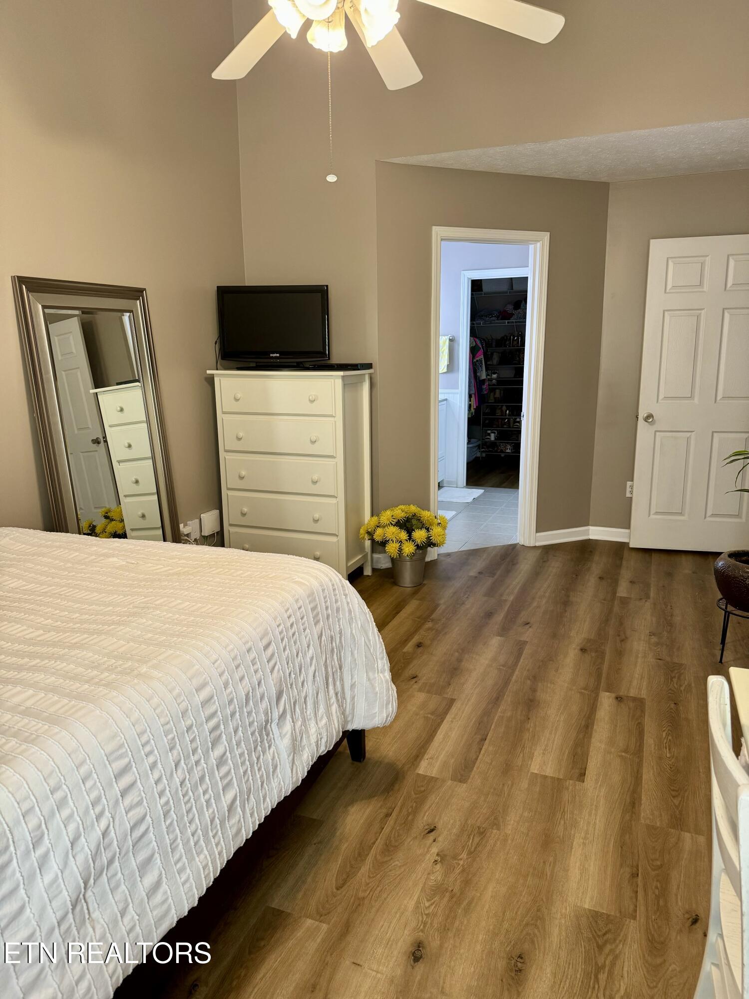 1704 Appian Way Knoxville TN 37923