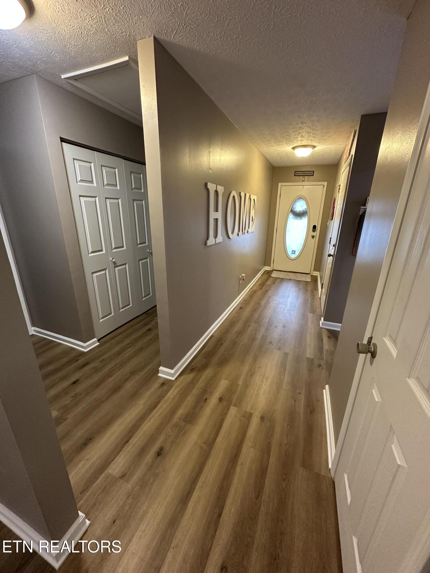 1704 Appian Way Knoxville TN 37923