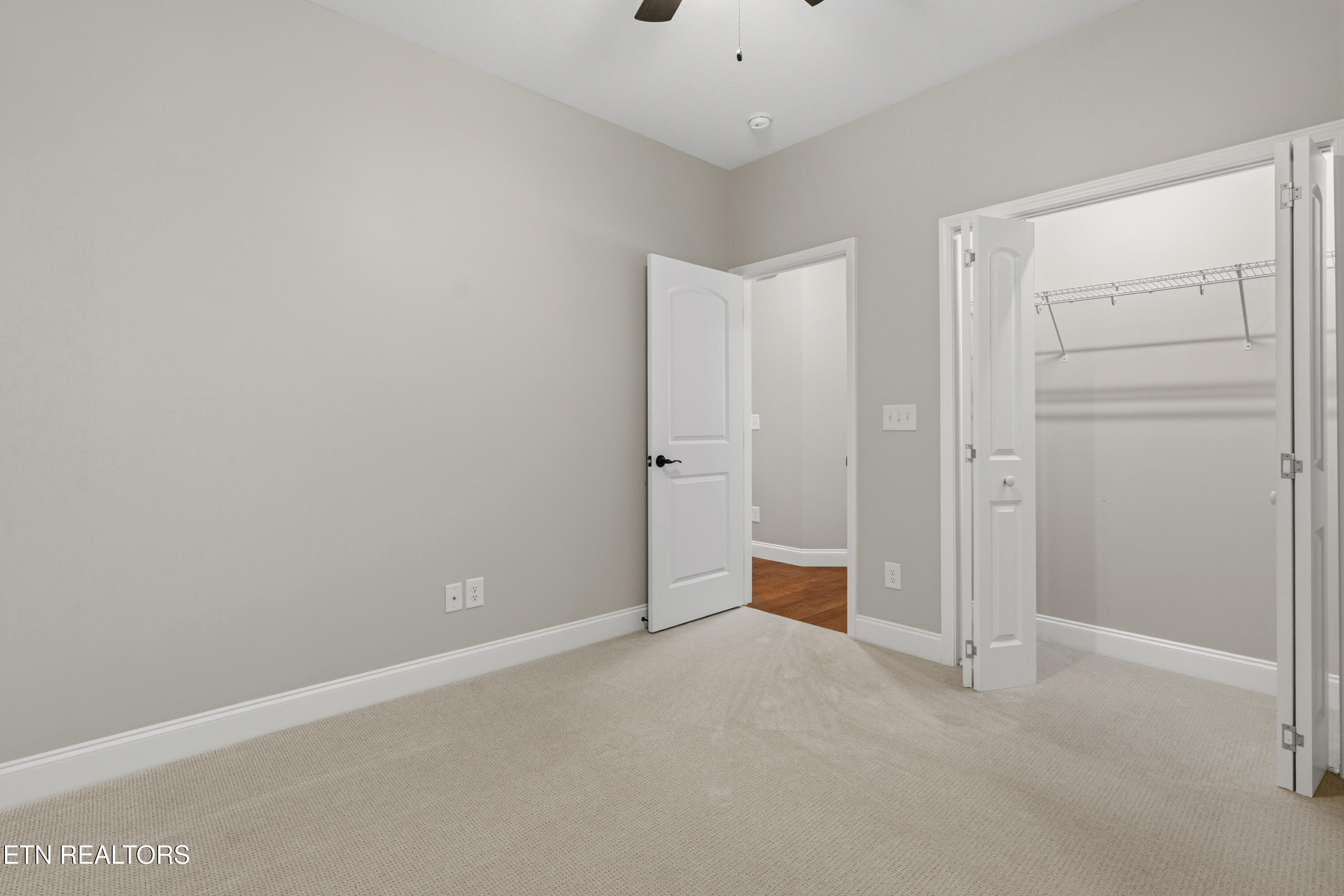 1117 Fellin View Way Sevierville TN 37876