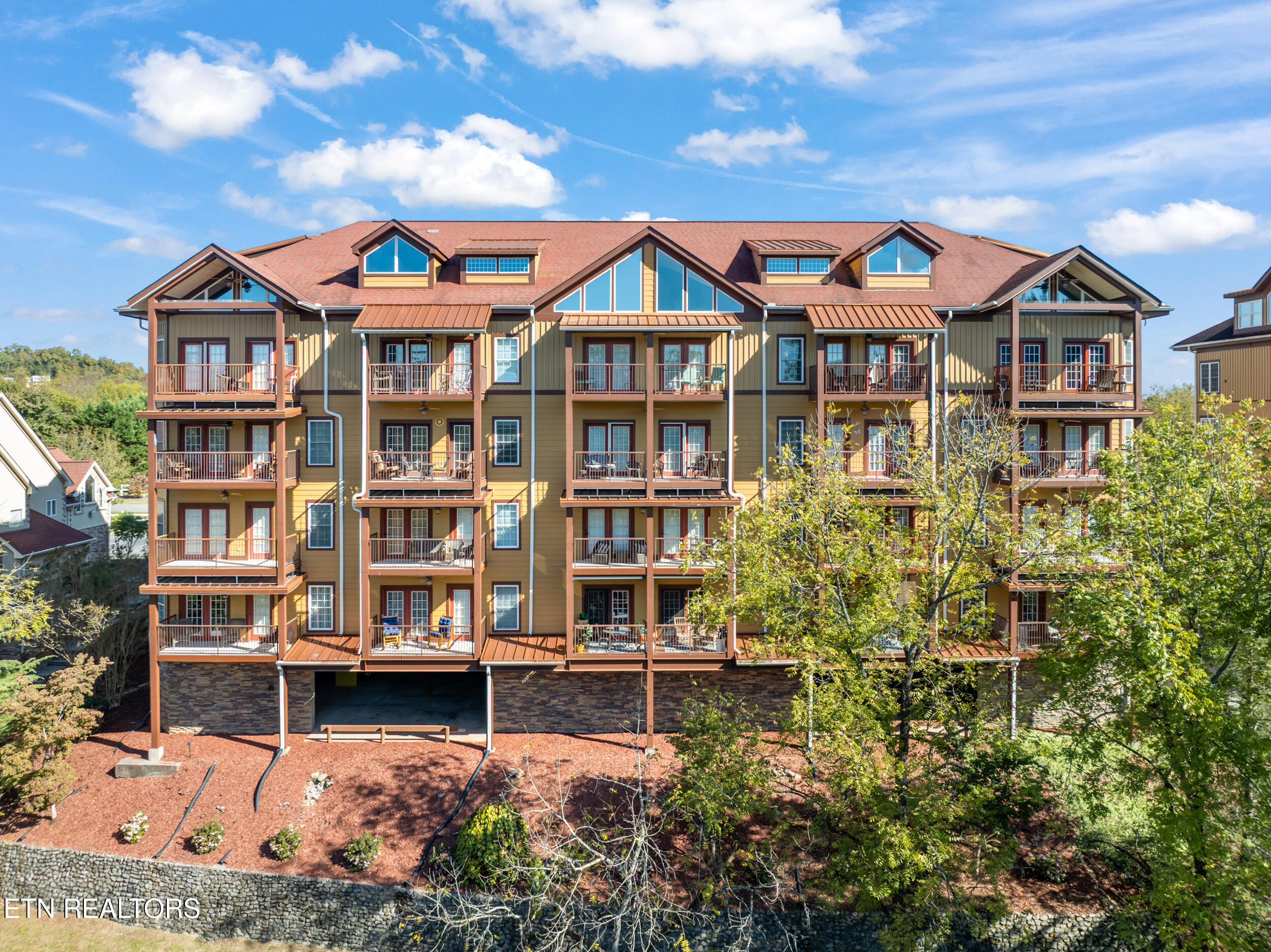 527 River Place Way, Unit 334 Sevierville TN 37862