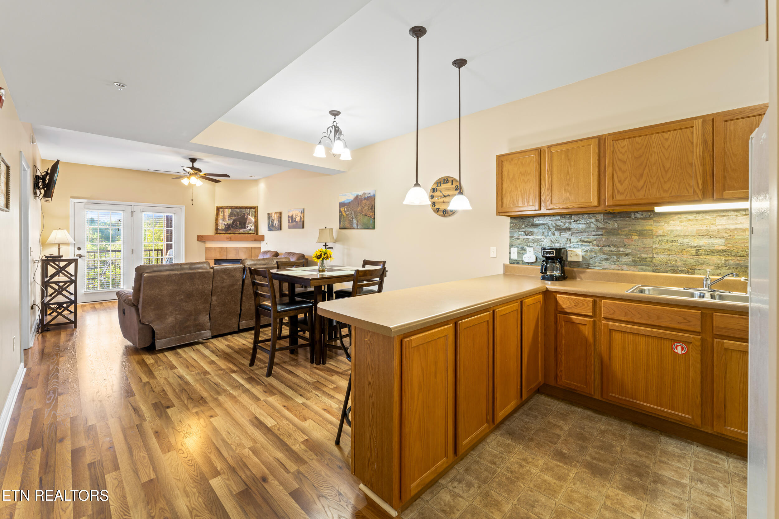 527 River Place Way, Unit 334 Sevierville TN 37862