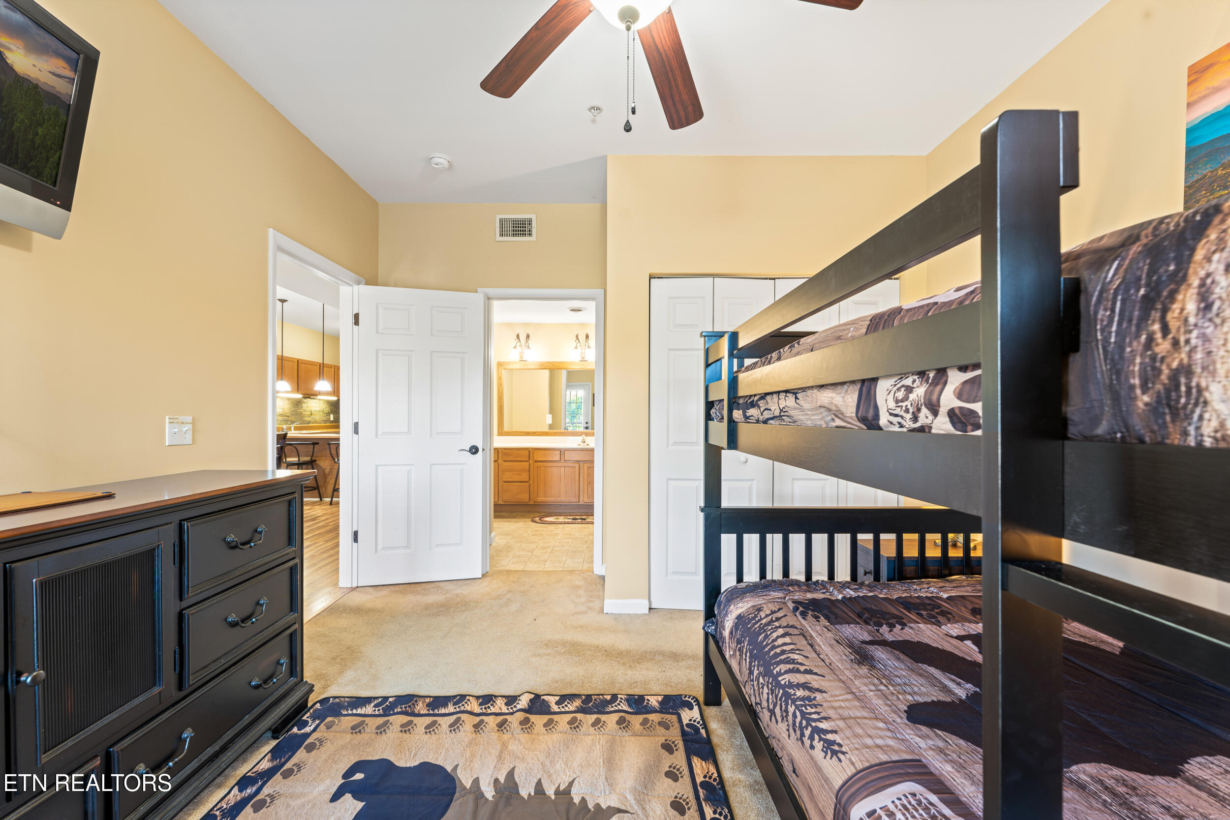 527 River Place Way, Unit 334 Sevierville TN 37862