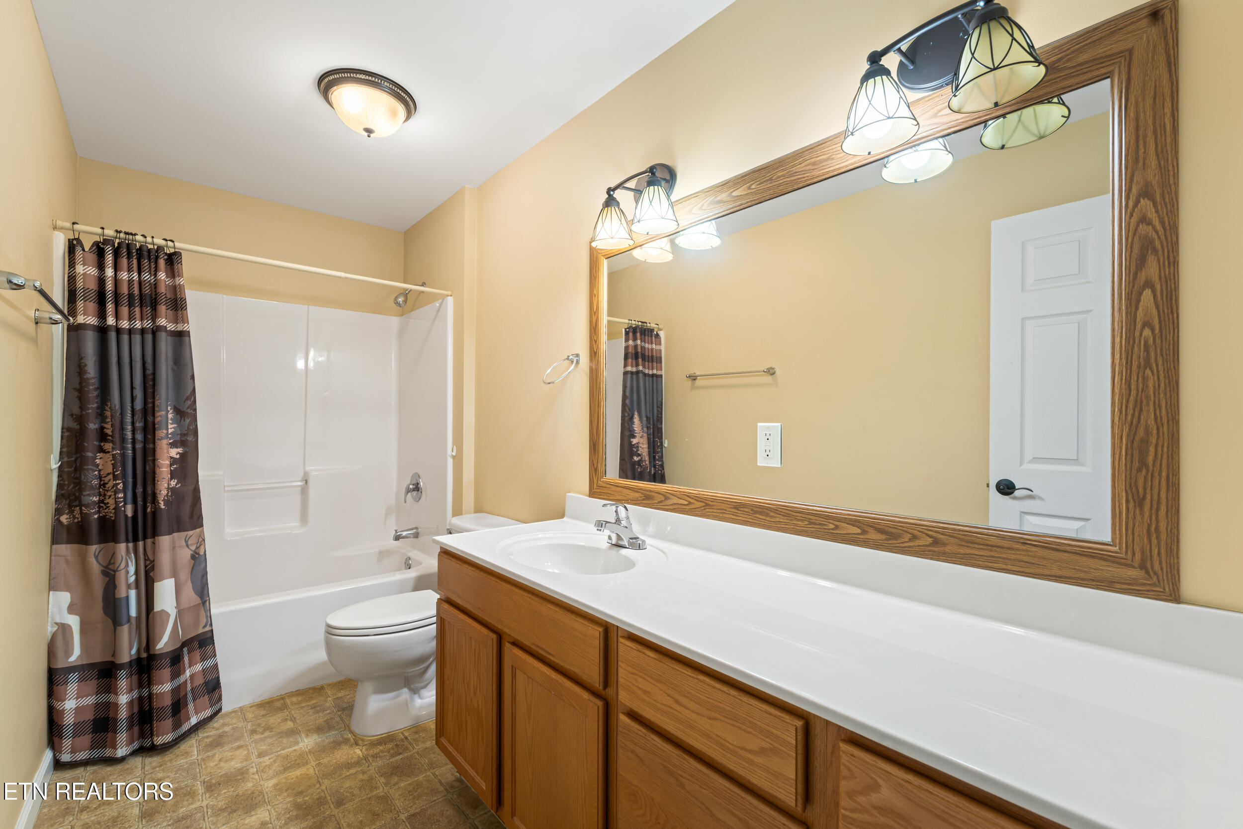 527 River Place Way, Unit 334 Sevierville TN 37862